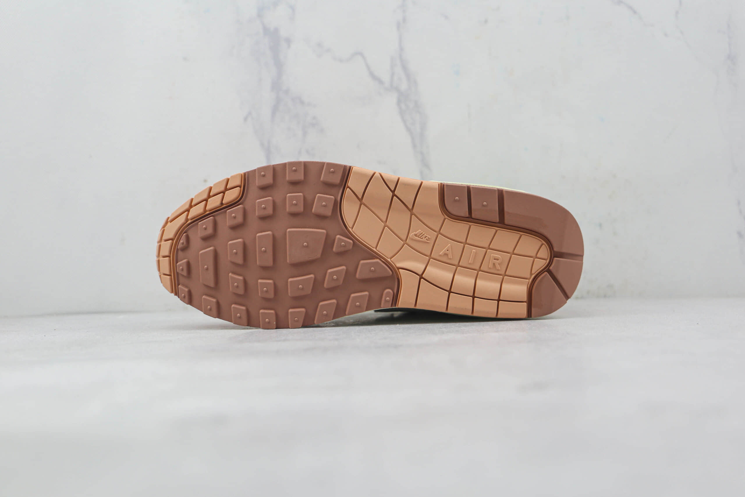 耐克Nike Air Max1 PRM Best Friend纯原版本卡其红彩色拼接汪汪狗中华田园犬配色Max1气垫鞋原档案数据开发 货号:DR2553-111