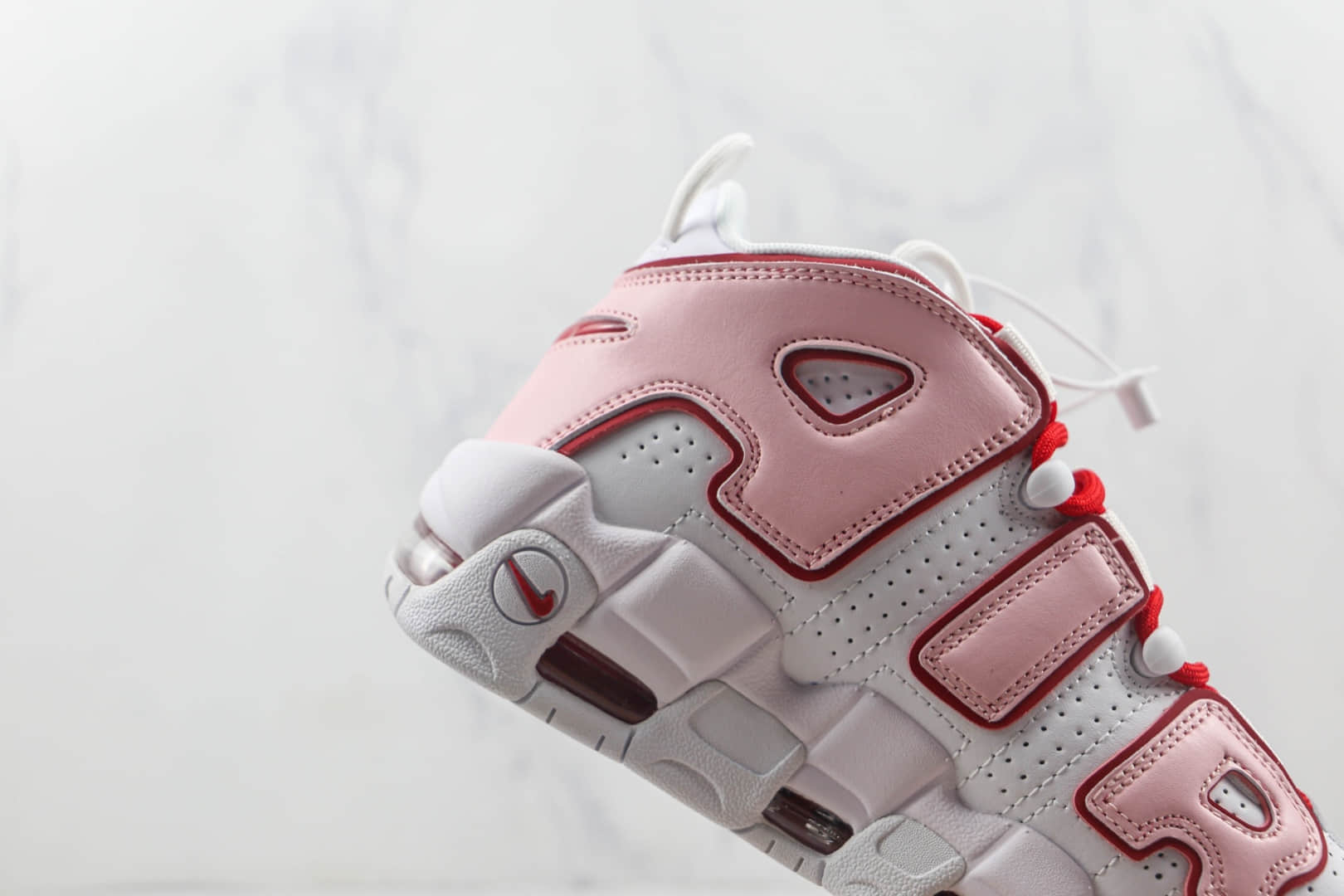 耐克Nike Air More Uptempo 96 Cool Grey Midnight Navy纯原版本皮蓬粉白爱心篮球鞋原楦头纸板打造 货号：921948-102