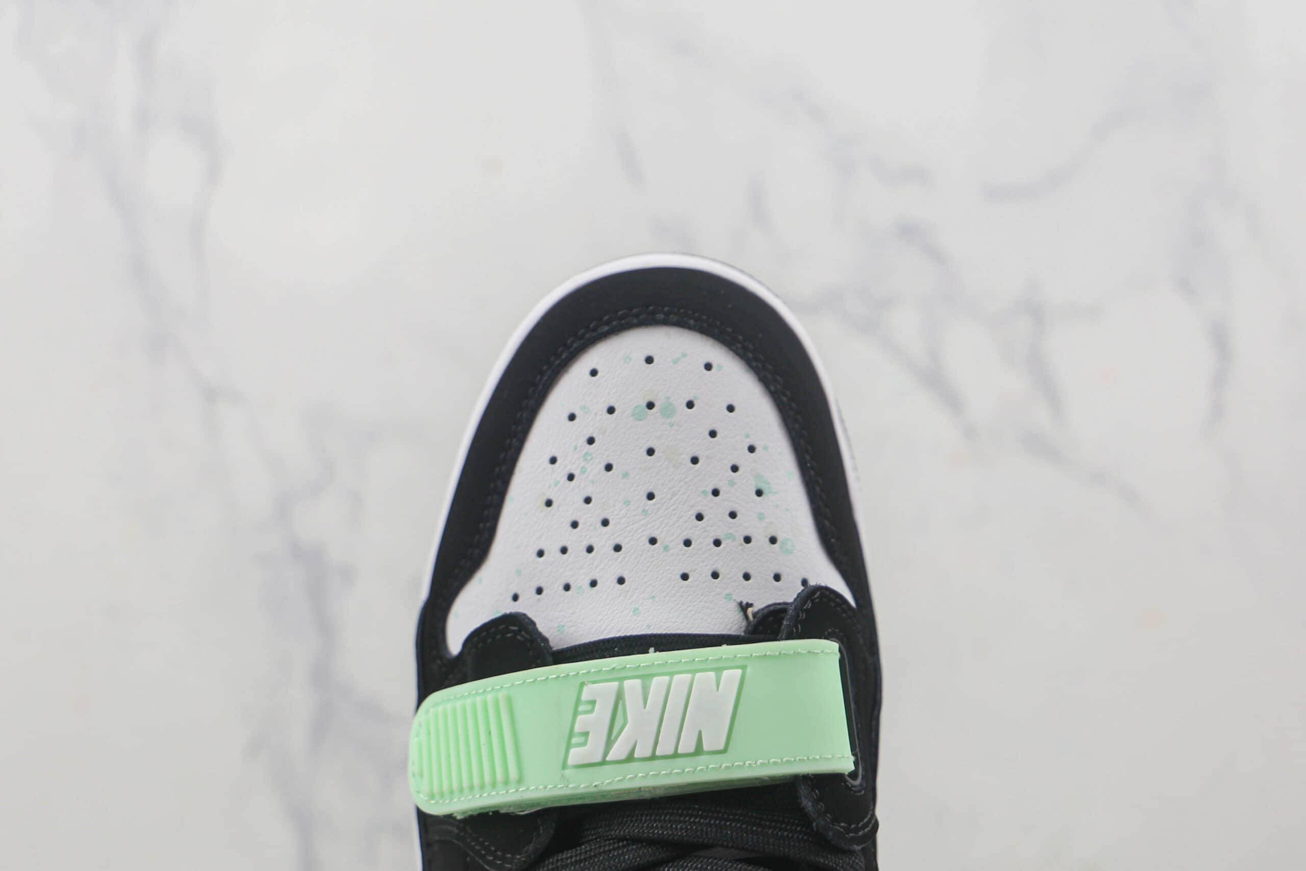 乔丹Air Jordan Legacy 312 low莆田纯原复刻版本AJ312夜光黑白绿配色板鞋原楦头纸板打造 货号:CJ5500-013