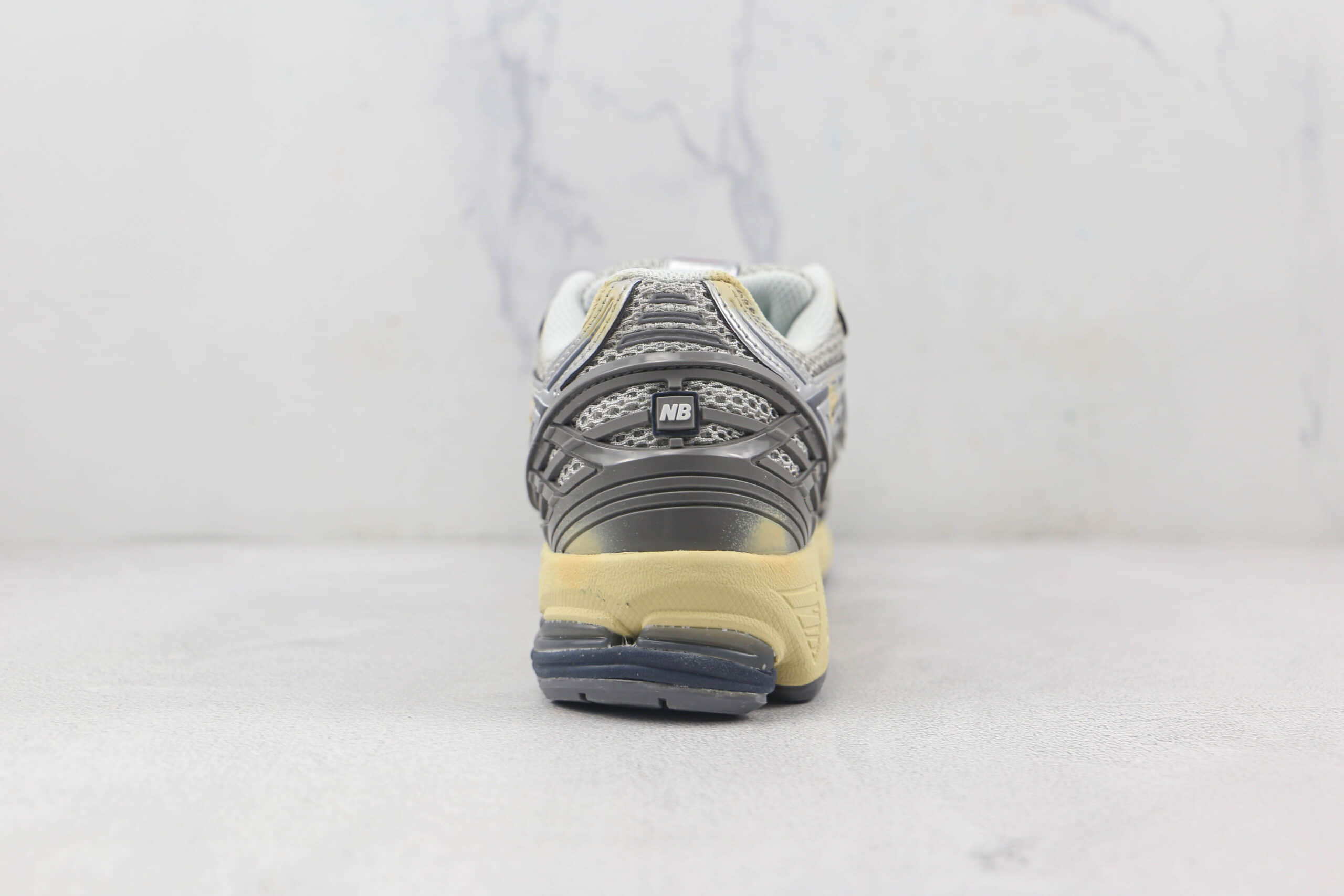 新百伦New Balance 1906天花板NB1906纯原复刻复古慢跑鞋原档案数据开发 货号：M1906RTI