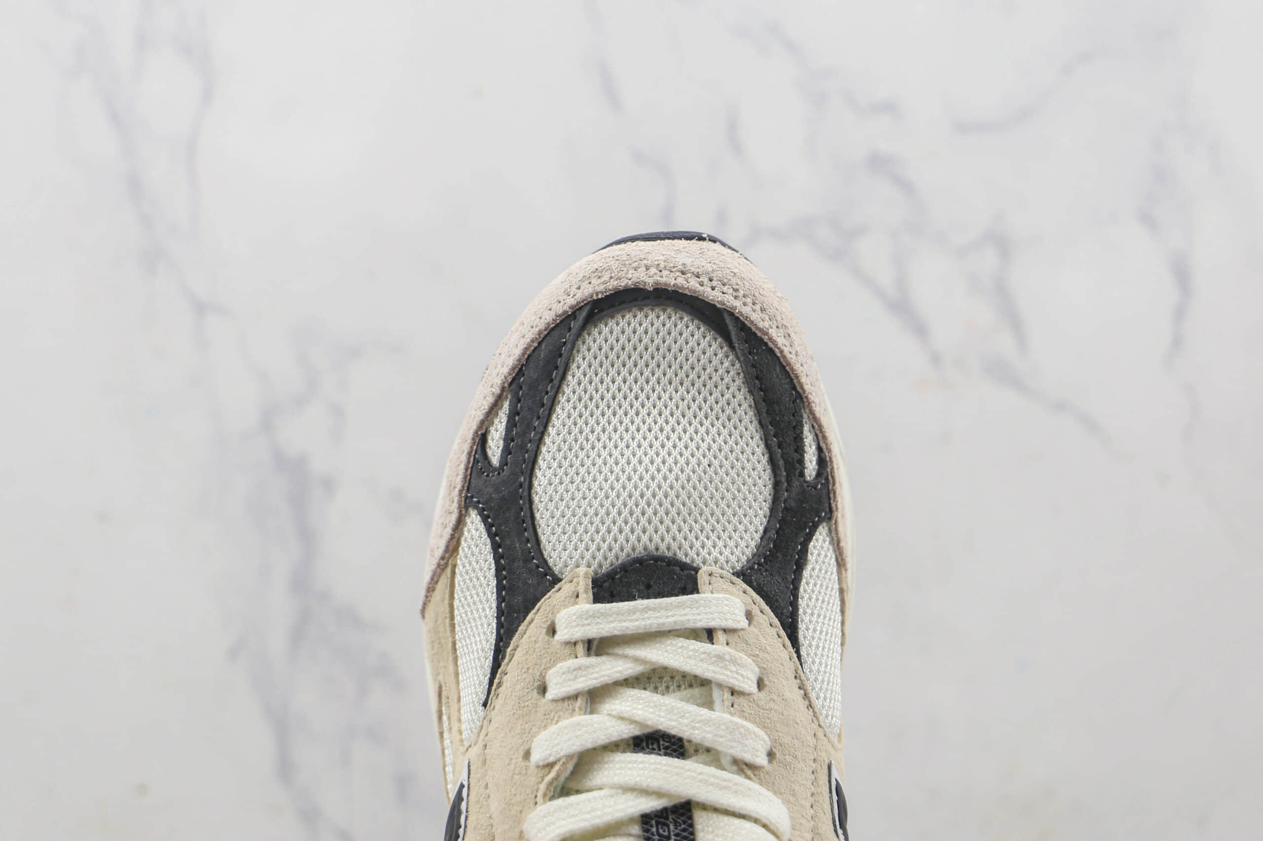 新百伦New Balance 990V4天花板纯原版本NB990V4碳板复古跑步鞋原档案数据开发 货号：M990AD3