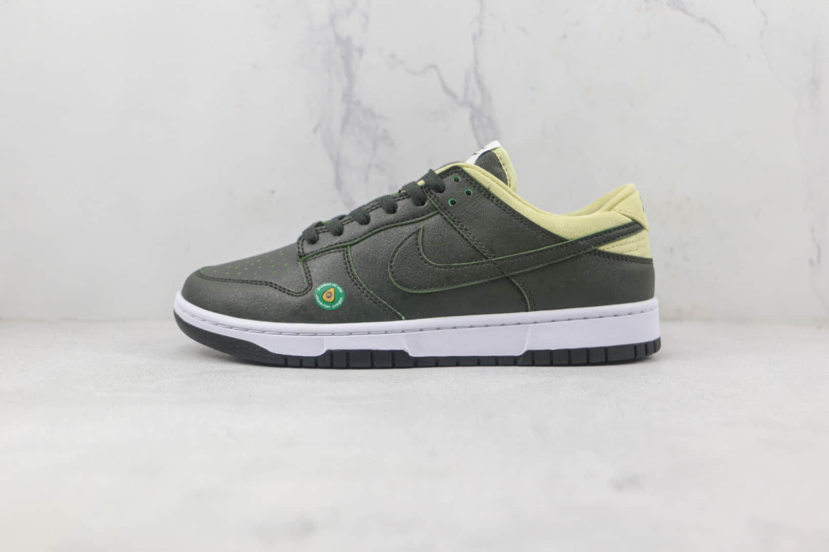 耐克Nike SB Dunk Low Avocado莆田纯原复刻低帮SB DUNK墨绿牛油果配色板鞋原楦头纸板打造 货号：DM7606-300