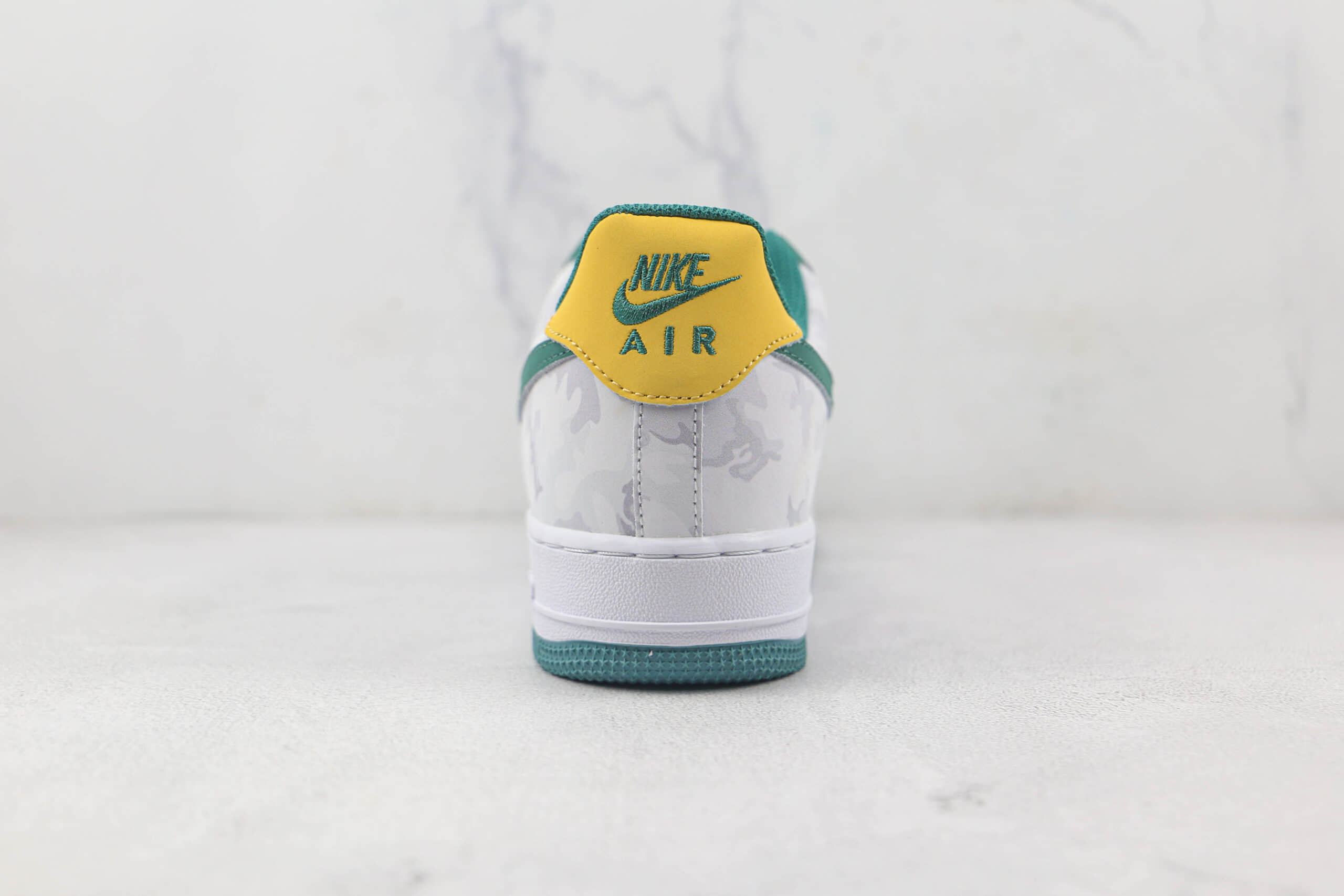 耐克Nike Air Force 1’07 Low纯原复刻天花板空军一号灰迷彩绿钩板鞋内置气垫 货号：AF1234-009