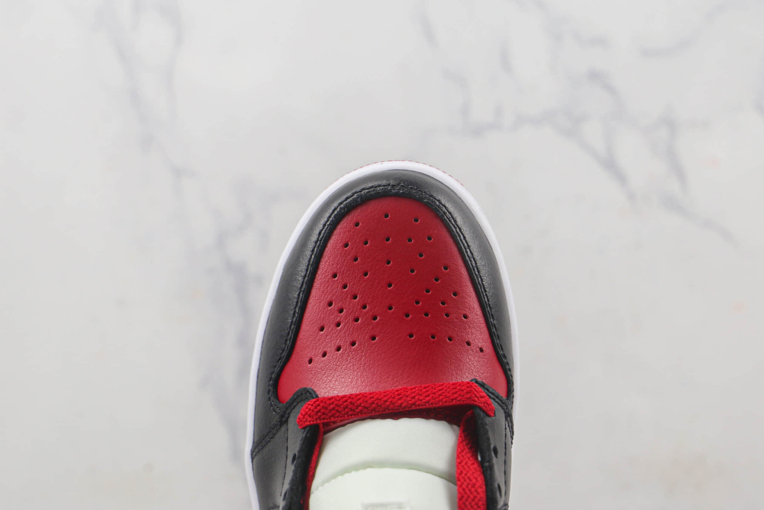 乔丹Air Jordan 1 Mid White Tan Navy莆田天花板纯原复刻版本中帮AJ1黑红脚趾篮球鞋原楦头纸板打造 货号:BQ6472-079