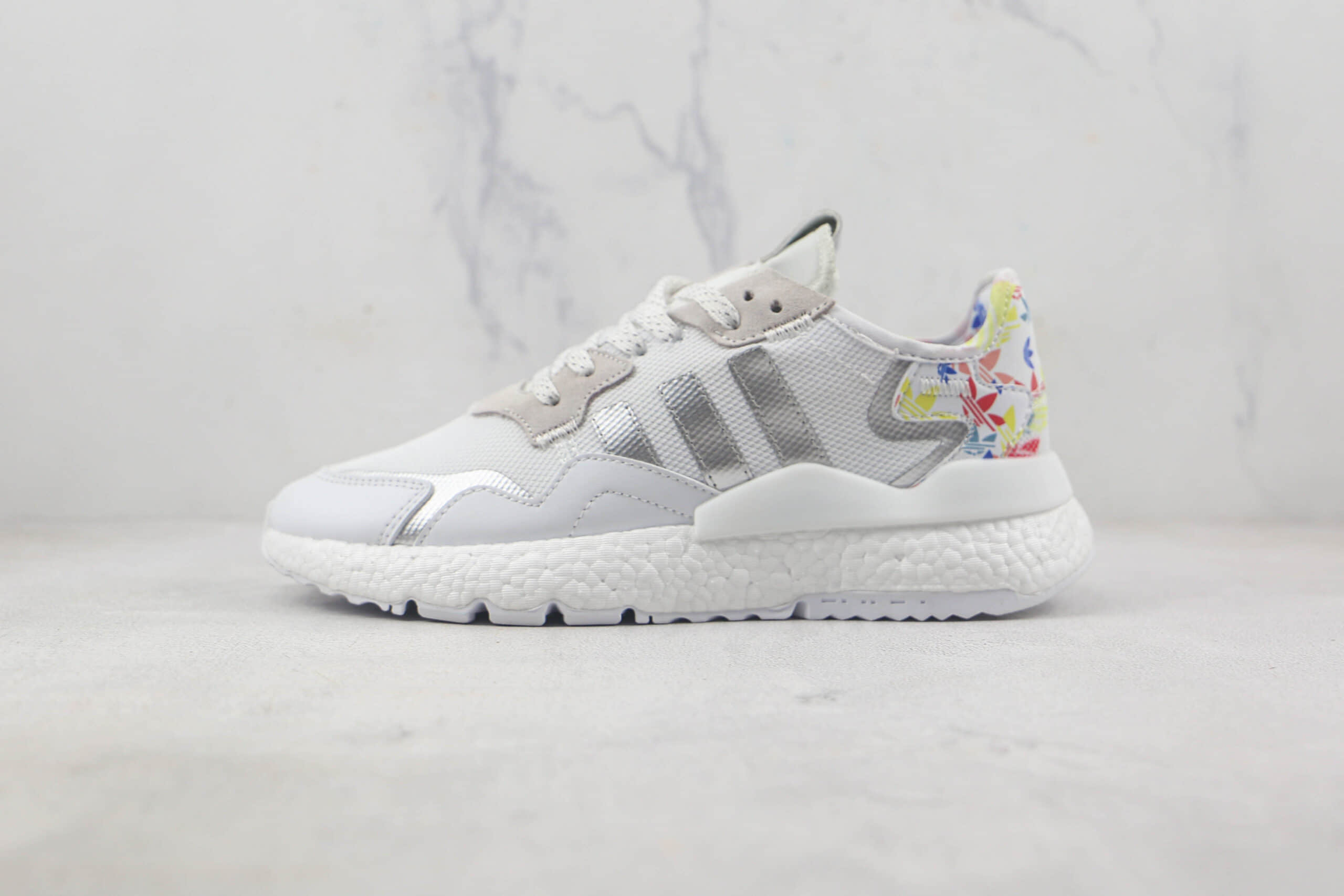 阿迪达斯Adidas Nite Jogger 2021 Boost莆田纯原复刻版本三叶草夜行者一代白银色爆米花跑鞋原楦头纸板打造 货号：FW6712