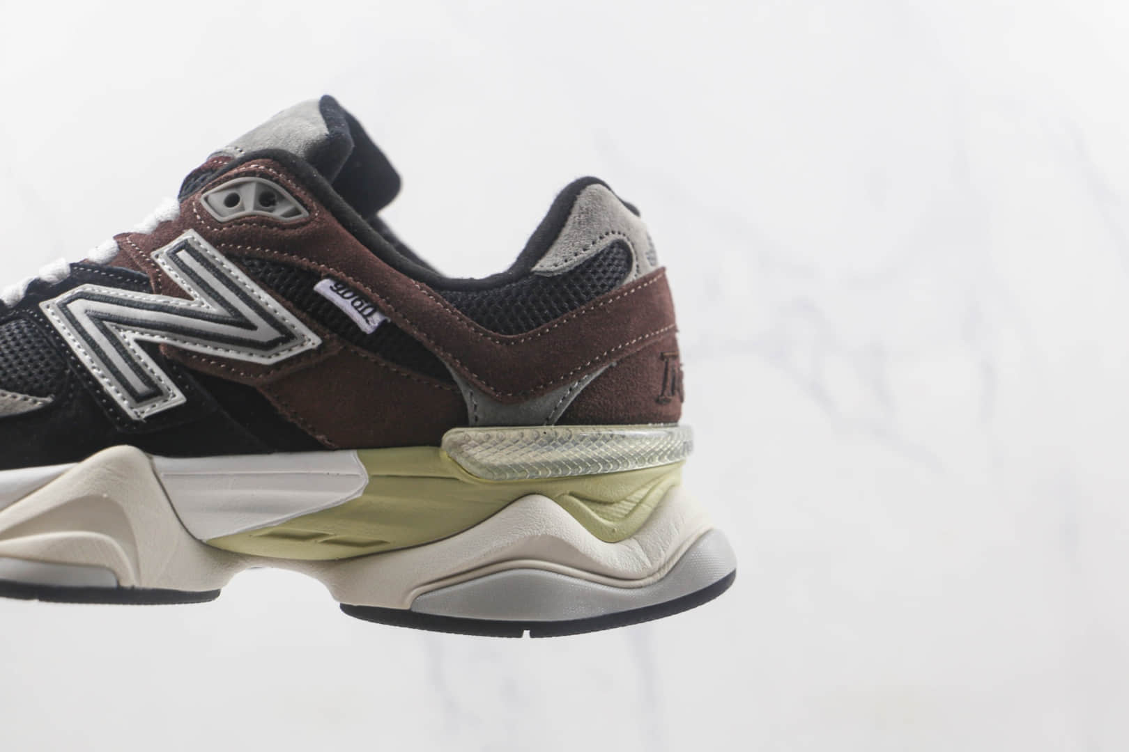 新百伦New Balance 9060 inside Voices x JF Joe Freshgoods联名款纯原复刻版本复古老爹鞋原档案数据开发 货号：U9060WU1