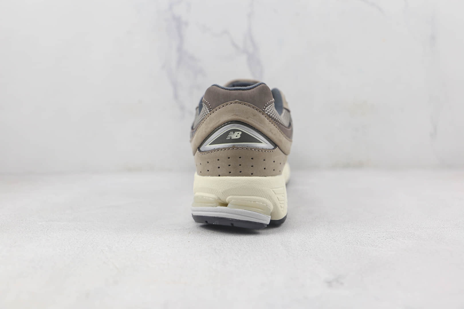 新百伦New Balanc 2002R莆田纯原复刻版本NB2002R复古休闲跑步鞋原楦头纸板打造 货号：M2002RAW