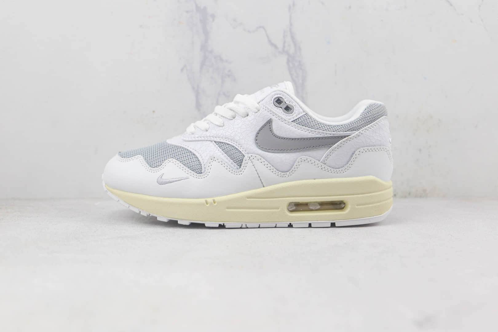 耐克Patta x Nike Air Max 1 “Monarch”联名款莆田纯原复刻版本Max1白色波浪纹复古气垫跑鞋原档案数据开发 货号:DQ0299-100