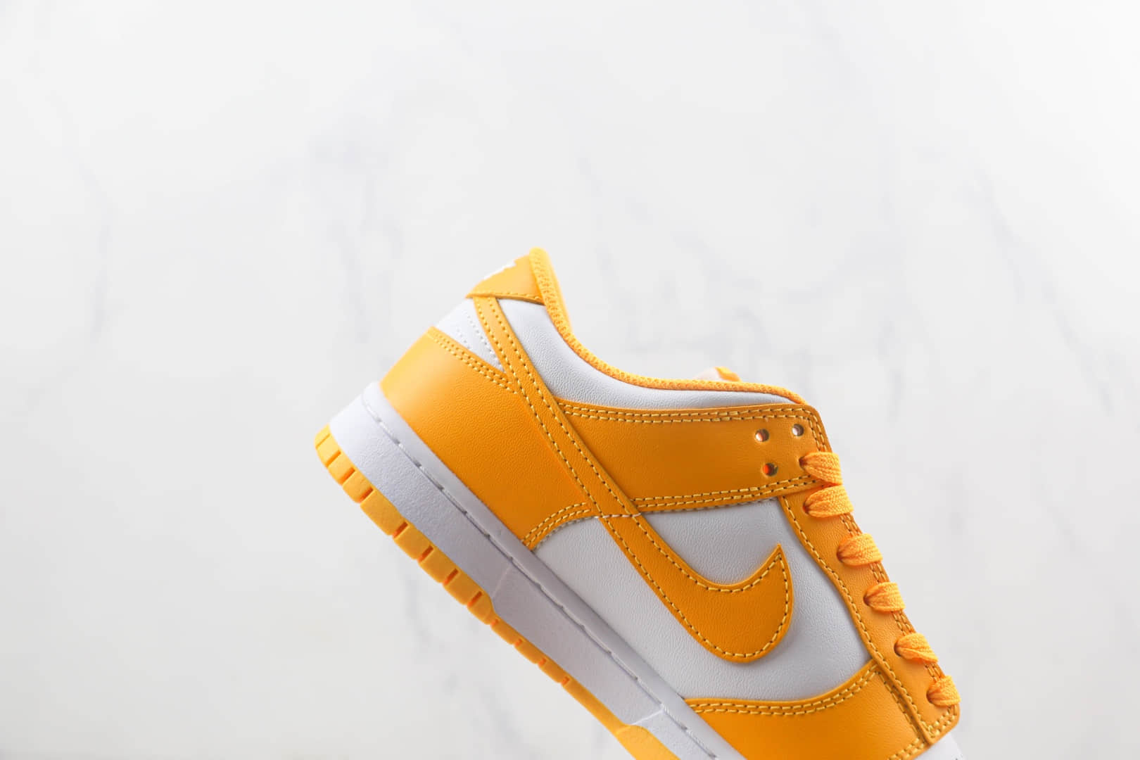 耐克Nike SB Dunk Low莆田天花板纯原复刻版本低帮SB DUNK白黄色板鞋原鞋开模一比一打造 货号:DD1503-800