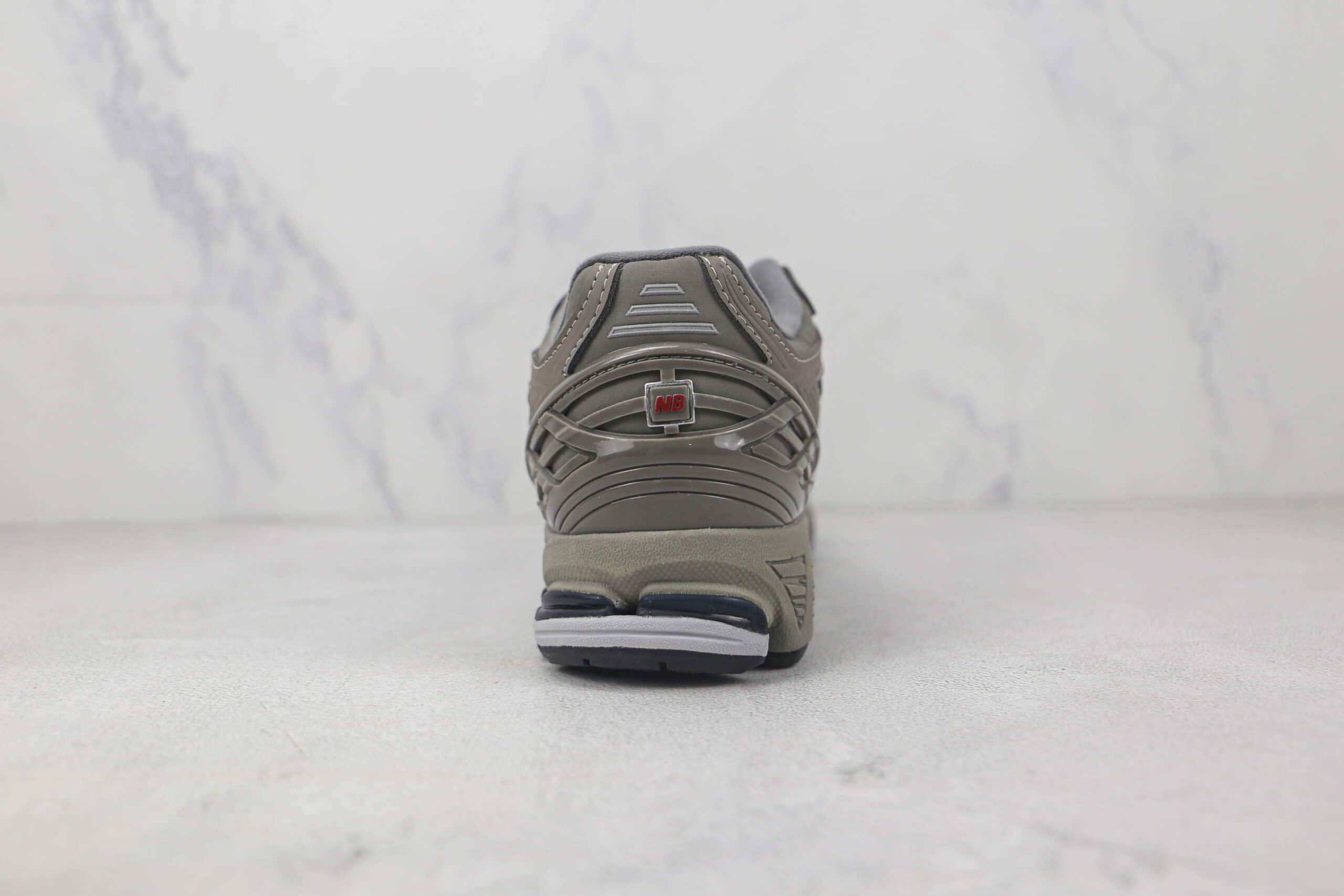 新百伦New Balance 1906莆田纯原复刻版本NB1906系列复古慢跑鞋原楦头纸板打造 货号：M1906RB