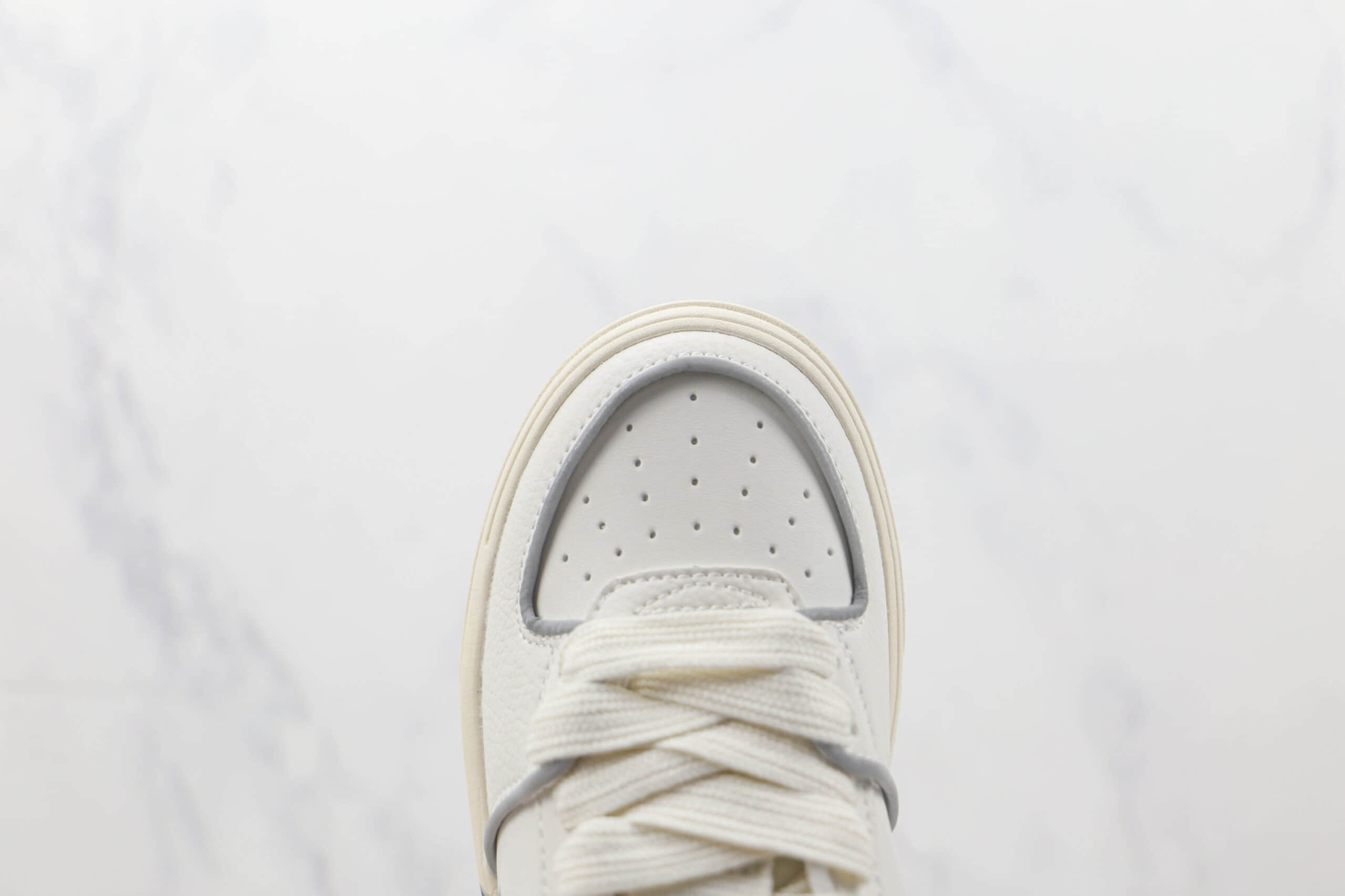 洋基队MLB Chunky Liner New York Yankees莆田纯原复刻版本MLB黑白色低帮厚底增高休闲鞋原楦头纸板打造 货号：3ASXCA12N