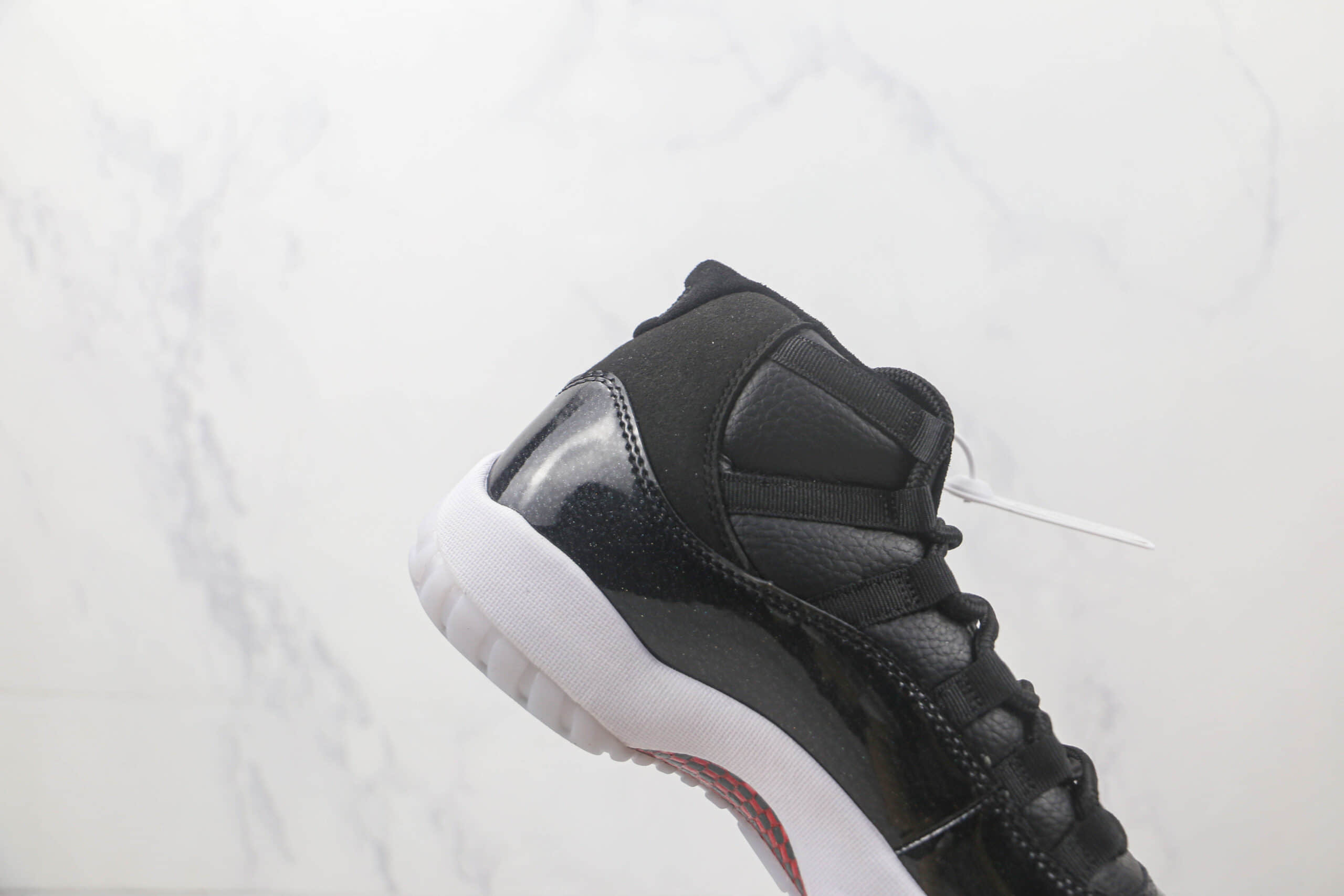 乔丹Air Jordan 11 Retro 72-10莆田天花板纯原复刻版本高帮AJ11黑红大魔王配色篮球鞋内置碳板支持实战 货号:378037-002
