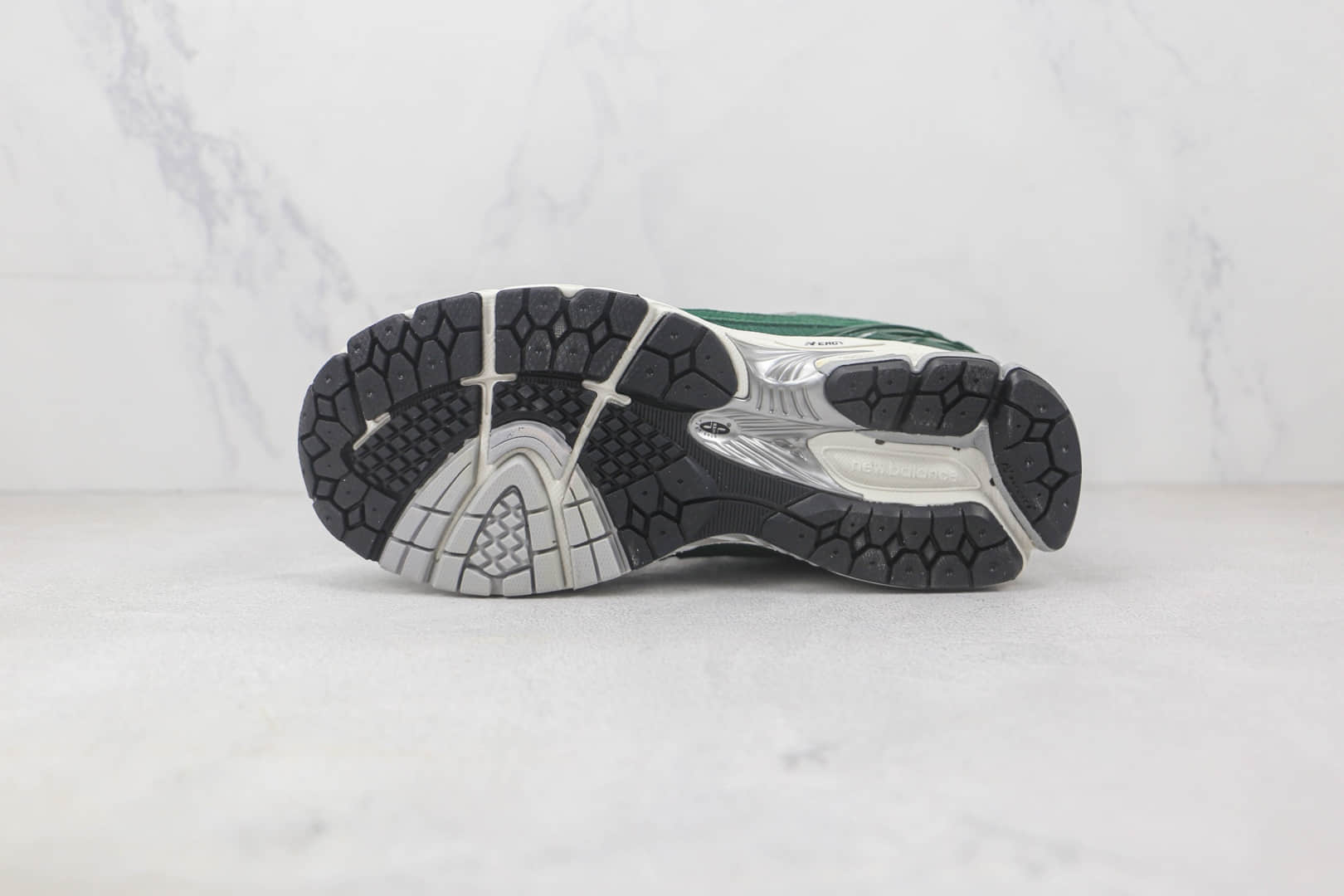 新百伦New Balance 1906莆田纯原复刻版本NB19006绿色复古慢跑鞋原档案数据开发 货号：M1906RX
