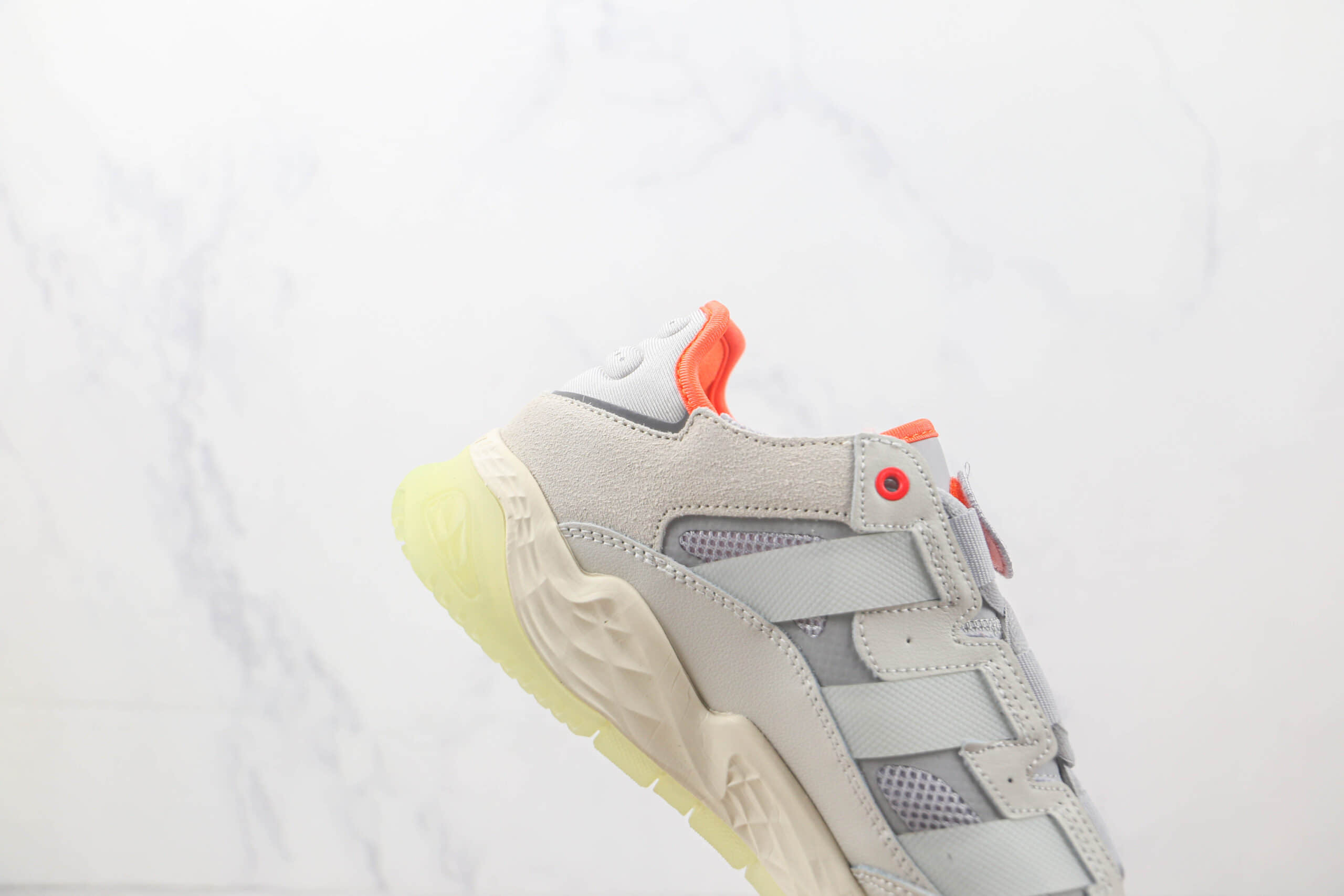 阿迪达斯adidas Originals Niteball纯原版本三叶草街球风格红白色篮球鞋 阿迪达斯复古篮球鞋 货号：GY8565
