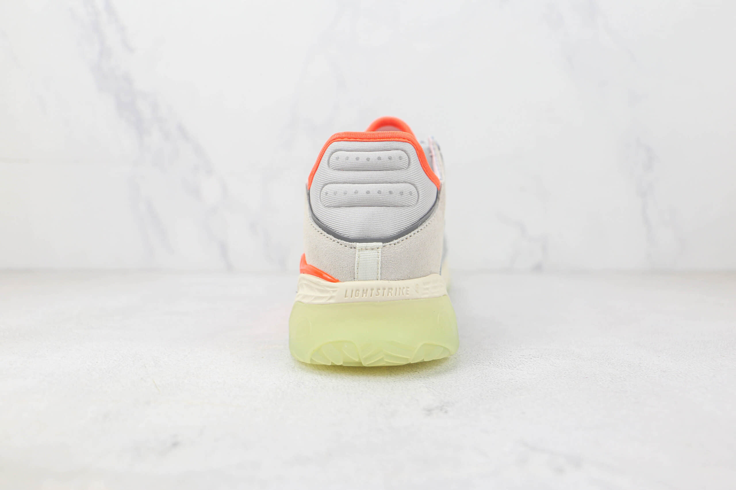 阿迪达斯adidas Originals Niteball纯原版本三叶草街球风格红白色篮球鞋 阿迪达斯复古篮球鞋 货号：GY8565