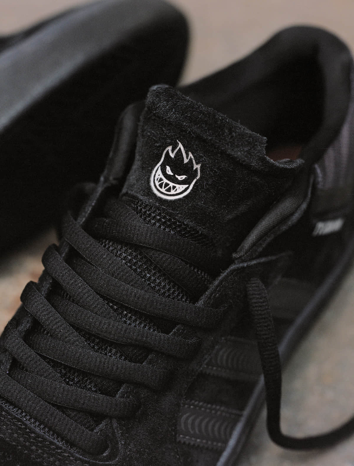 adidas超人气滑手联名鞋又来了!细节满满! 货号:HQ9792