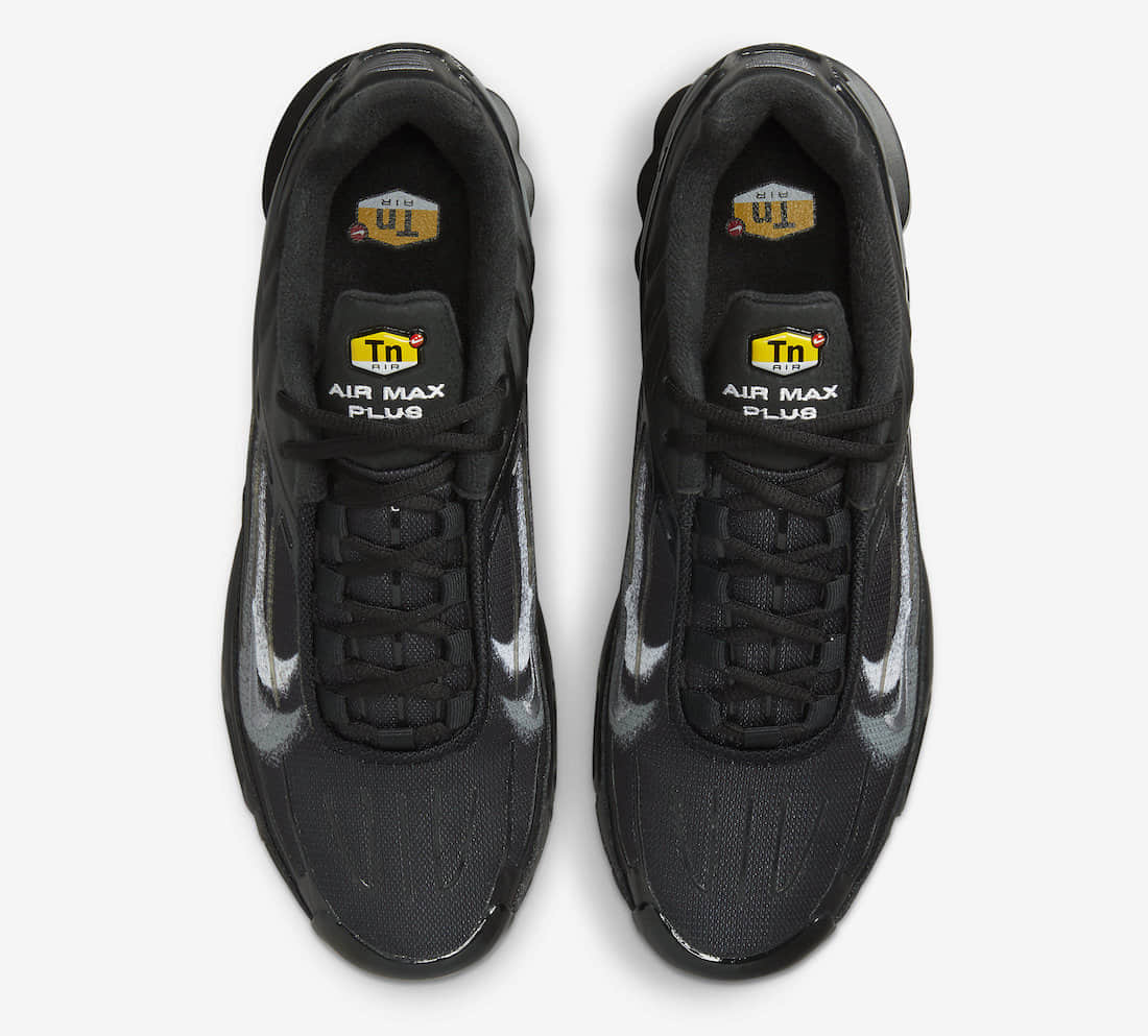 喷漆Swoosh！复古跑鞋Air Max Plus 3新配色即将登场！ 货号：FD0659-001