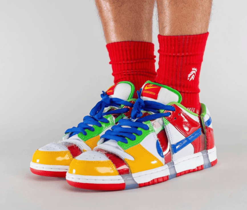 天价神鞋回归！但是被切开了...全新eBay x Nike SB Dunk上脚实物曝光！ 货号：FD8777-100