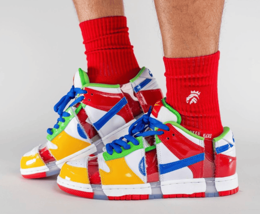 天价神鞋回归！但是被切开了...全新eBay x Nike SB Dunk上脚实物曝光！ 货号：FD8777-100