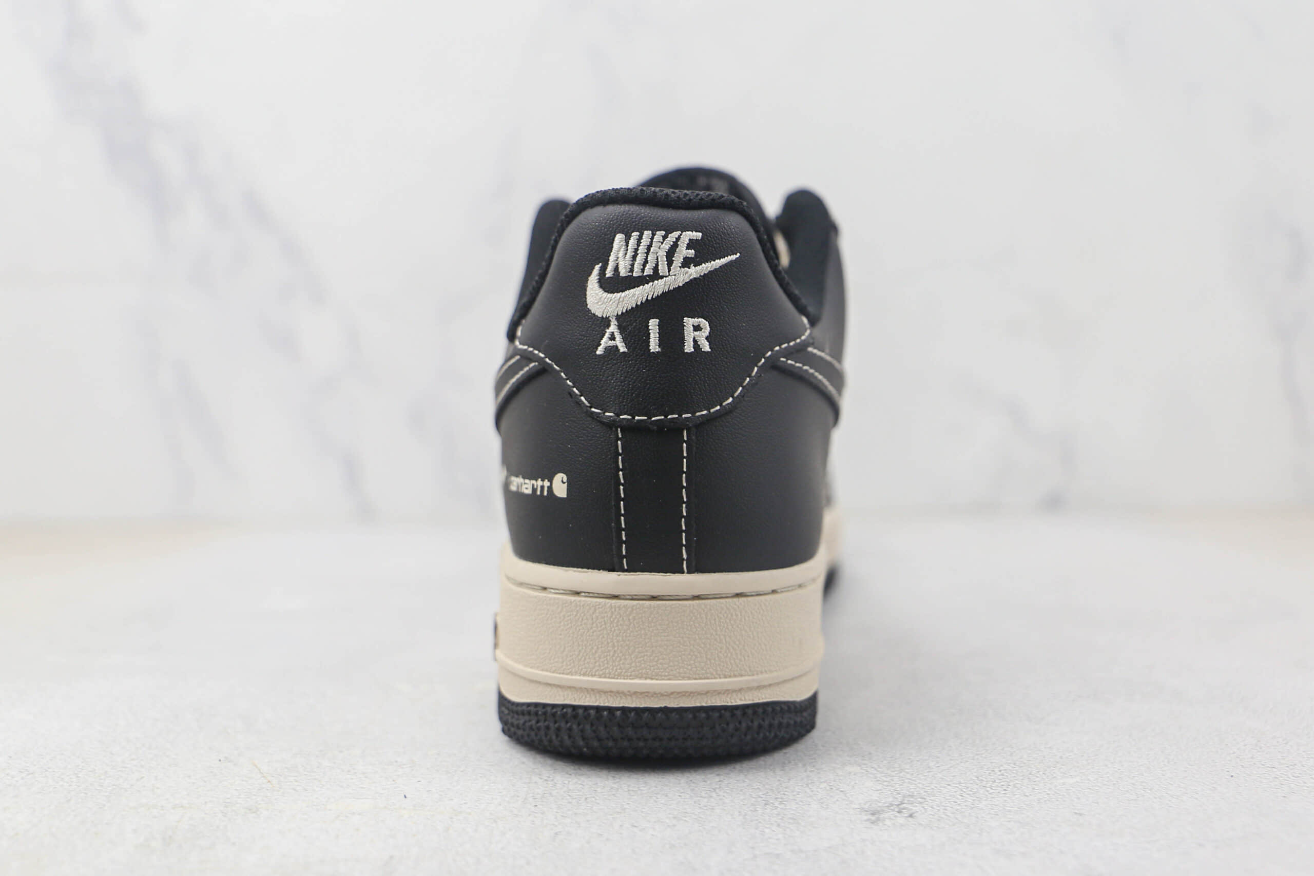 耐克Nike Air Force 1 Low 07纯原版本低帮空军一号黑白色蝙蝠小勾板鞋 耐克空军一号定制款 货号：BS6055-201