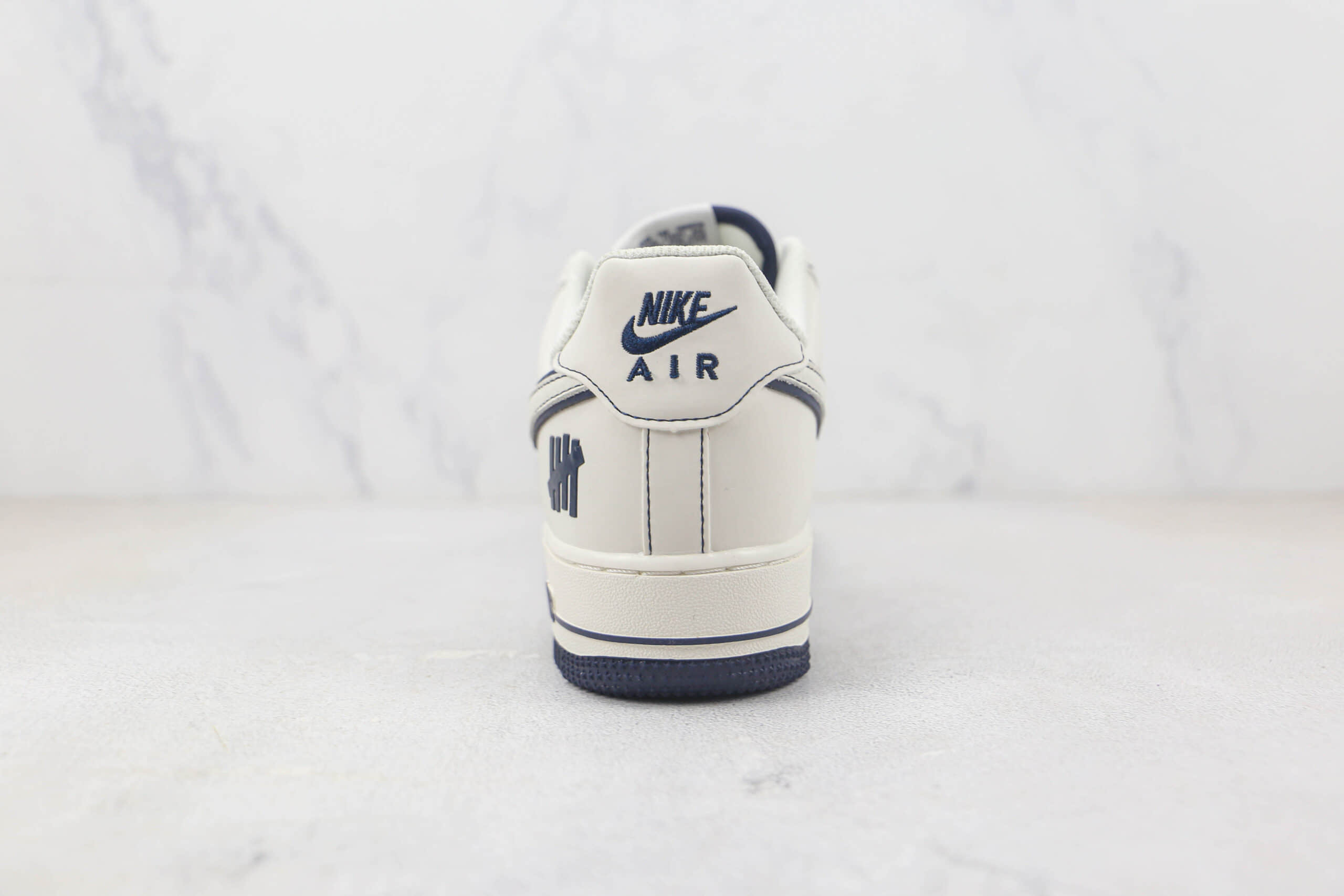 耐克Nike Air Force 1 Low 07纯原版本低帮空军一号白黑色3m反光板鞋 耐克空军一号马克笔系列 货号：UN3699-033