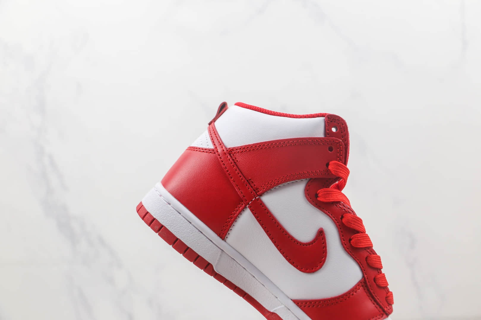 耐克Nike Dunk High Midnight Navy纯原版本高帮DUNK大学红配色板鞋 耐克DUNK工厂货源 货号：DD1399-106