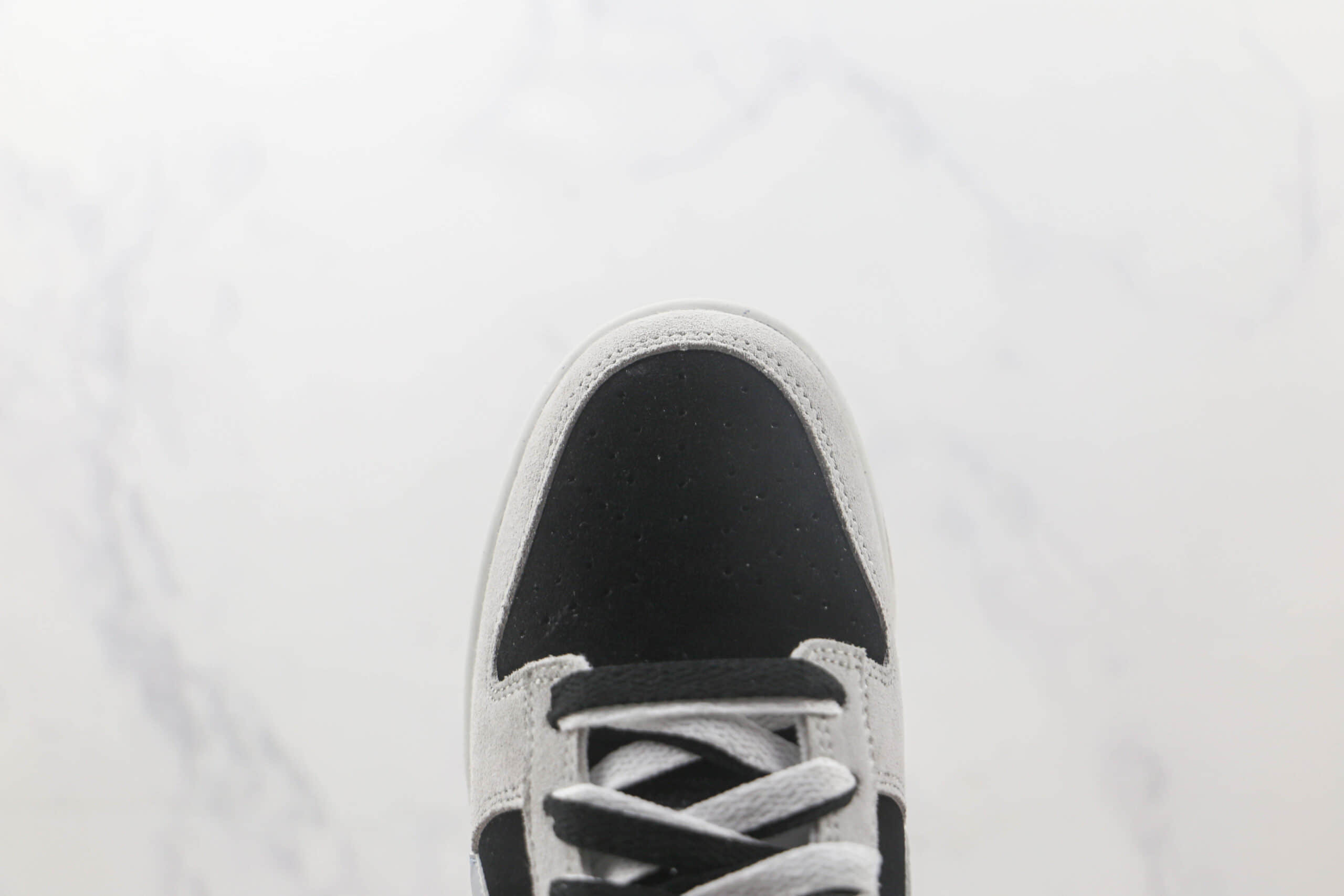 耐克Nike Dunk Low SE 85纯原版本低帮DUNK灰白双钩板鞋 莆田耐克DUNK货源 货号：DD9457-102