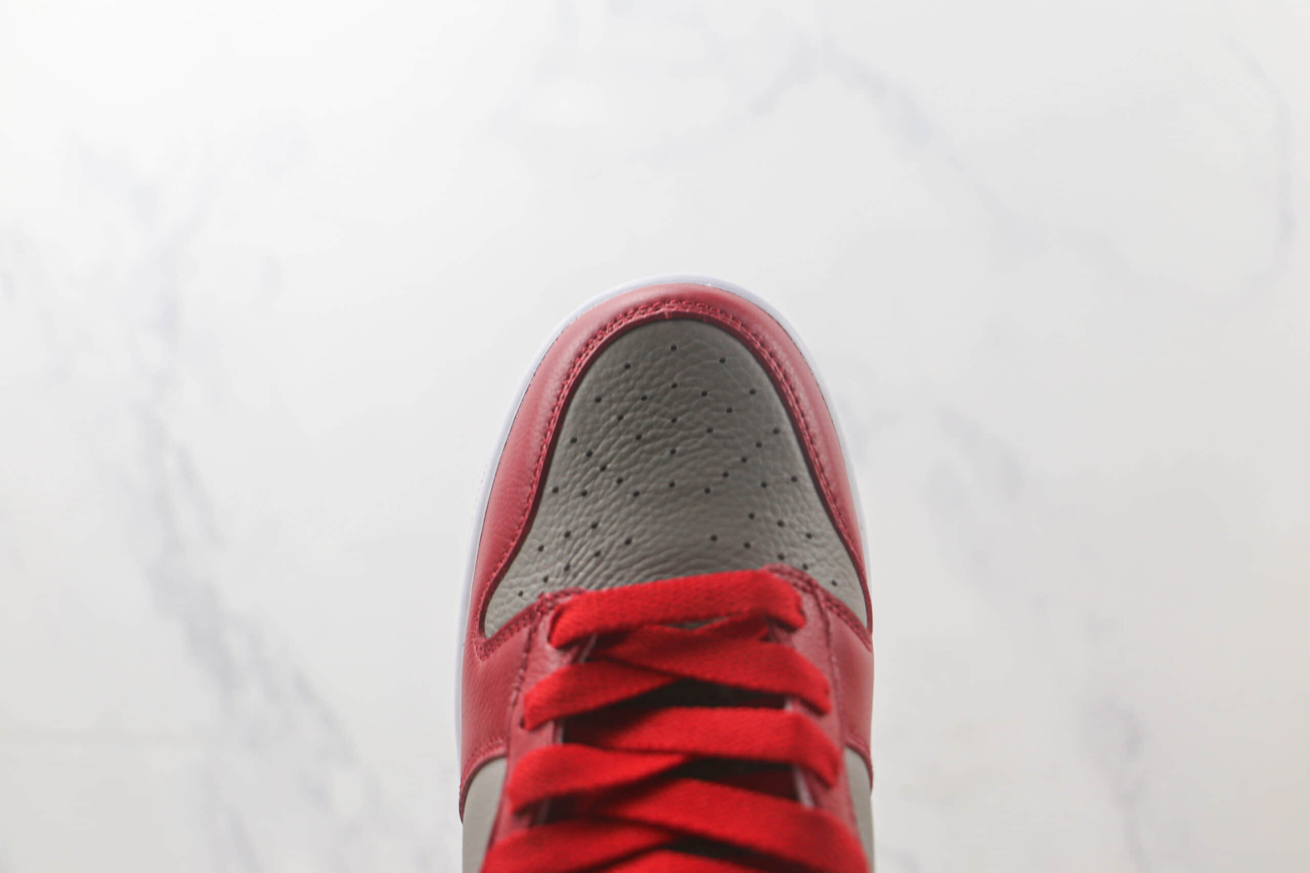 耐克Nike SB Dunk High纯原版本高帮DUNK红棕色板鞋 莆田耐克SB DUNK系列板鞋 货号：850477-001