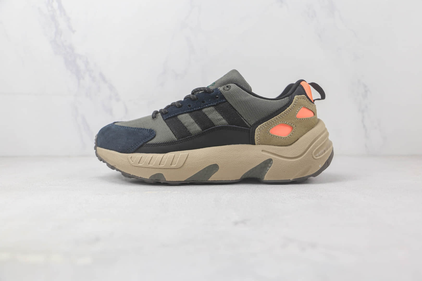 阿迪达斯adidas Originals ZX 22 Boost纯原版本黑灰色复古爆米花跑鞋 阿迪达斯ZX系列跑鞋 货号:GX7006