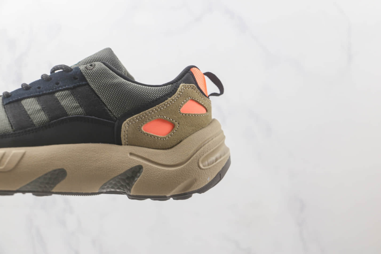 阿迪达斯adidas Originals ZX 22 Boost纯原版本黑灰色复古爆米花跑鞋 阿迪达斯ZX系列跑鞋 货号:GX7006