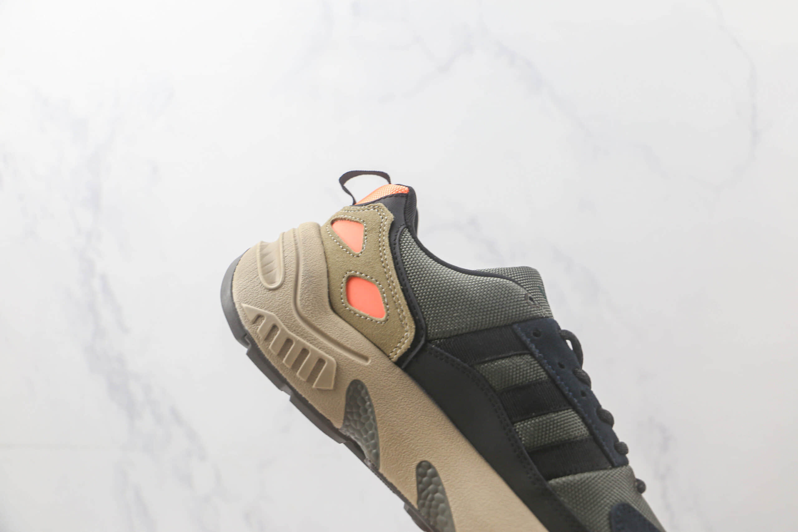 阿迪达斯adidas Originals ZX 22 Boost纯原版本黑灰色复古爆米花跑鞋 阿迪达斯ZX系列跑鞋 货号:GX7006