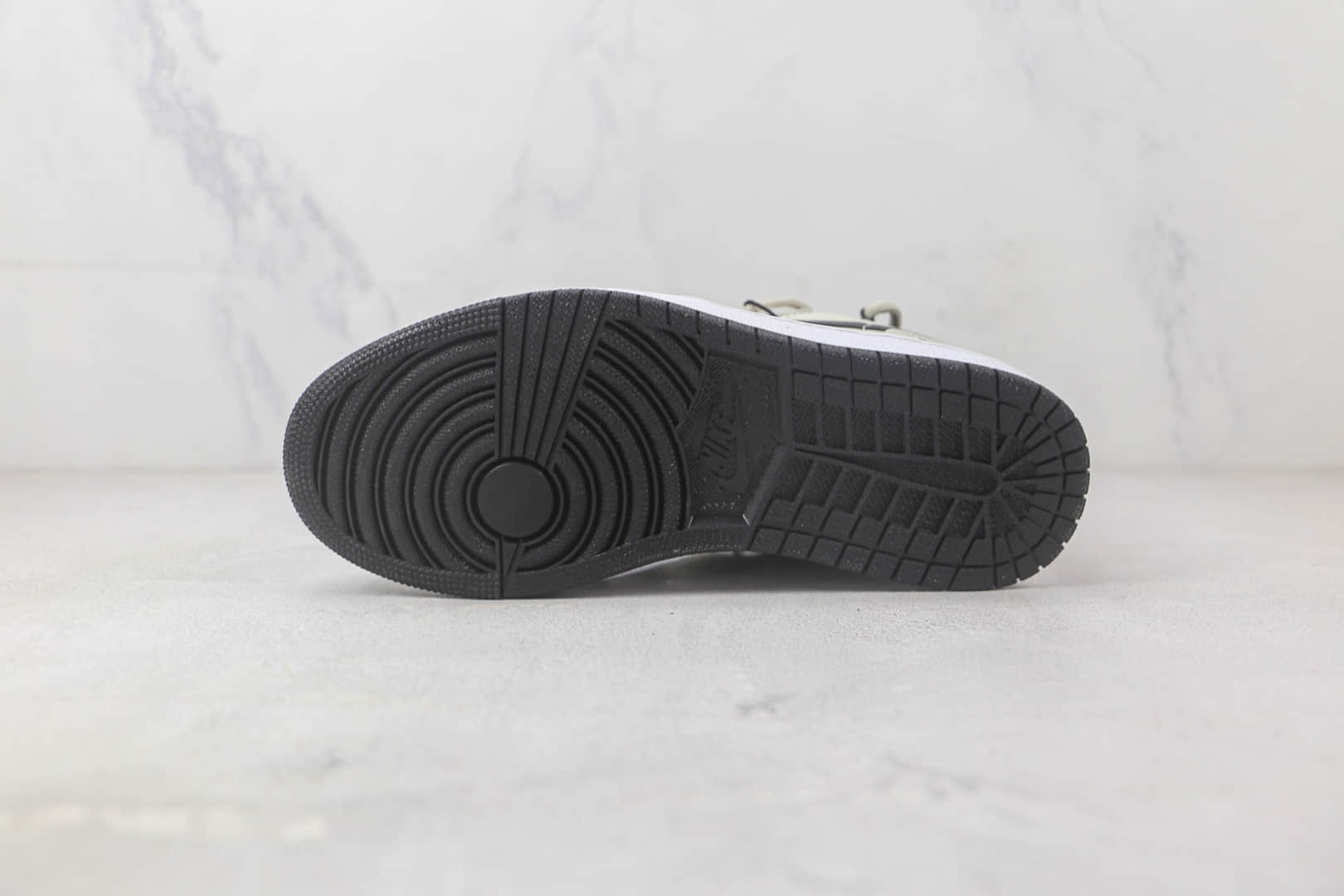 乔丹Air Jordan 1 Low纯原版本低帮AJ1解构抽绳板鞋 莆田天花板AJ1 货号:553558-062