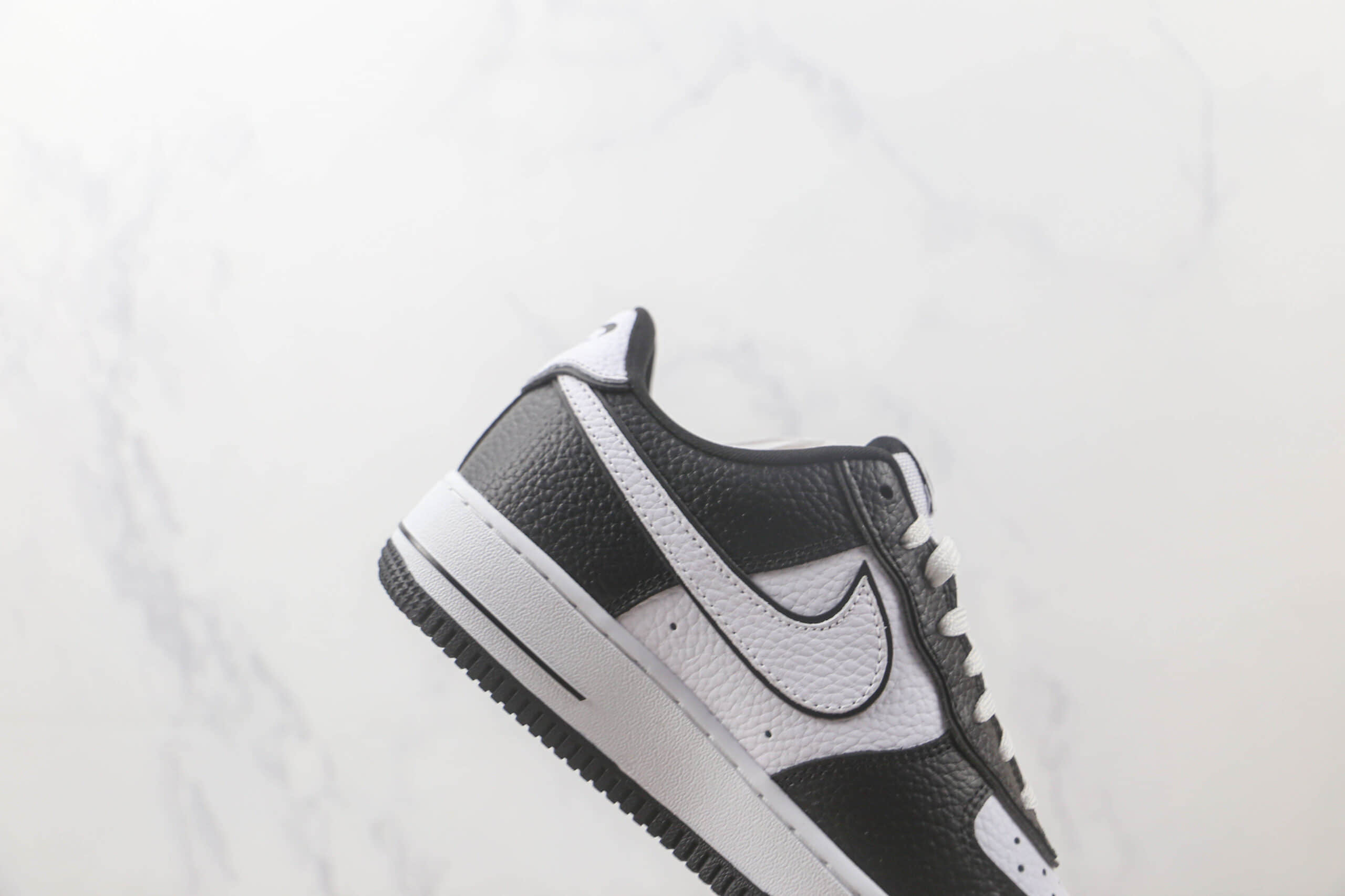 耐克Nike Air Force 1 Low 07纯原版本空军一号AF1黑白拼接板鞋 耐克空军一号校园板鞋 货号：DX3115-100