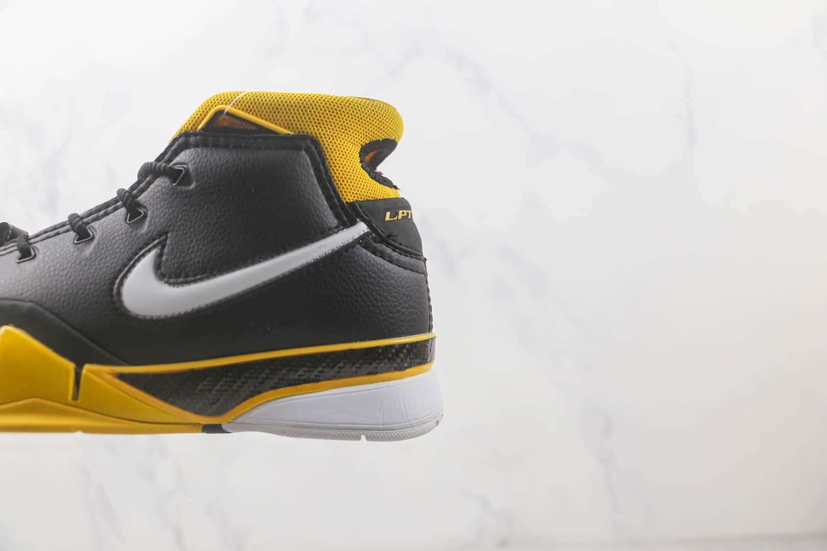 耐克NIKE KOBE 1 PROTRO科比1代实战篮球鞋 耐克科比1代球鞋 货号:AQ2728-003