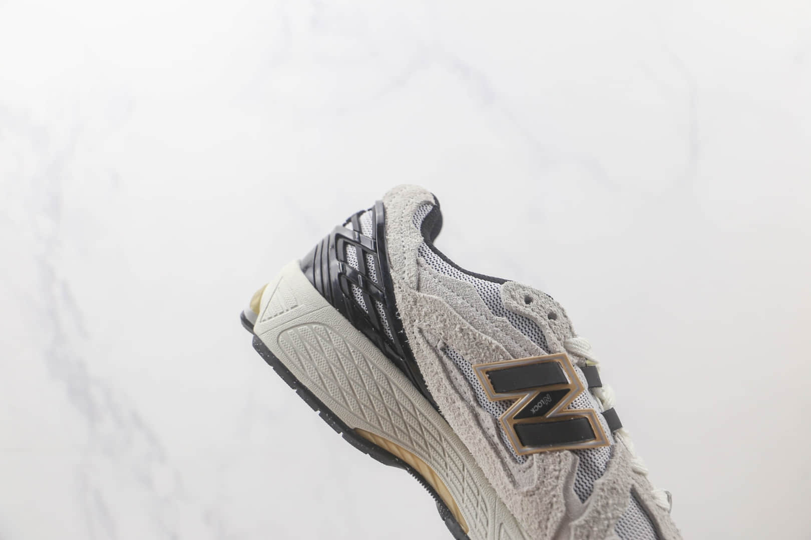 新百伦New Balance 1906纯原版本NB1906复古慢跑鞋 新百伦NB1906复古老爹鞋 货号：M1906DC