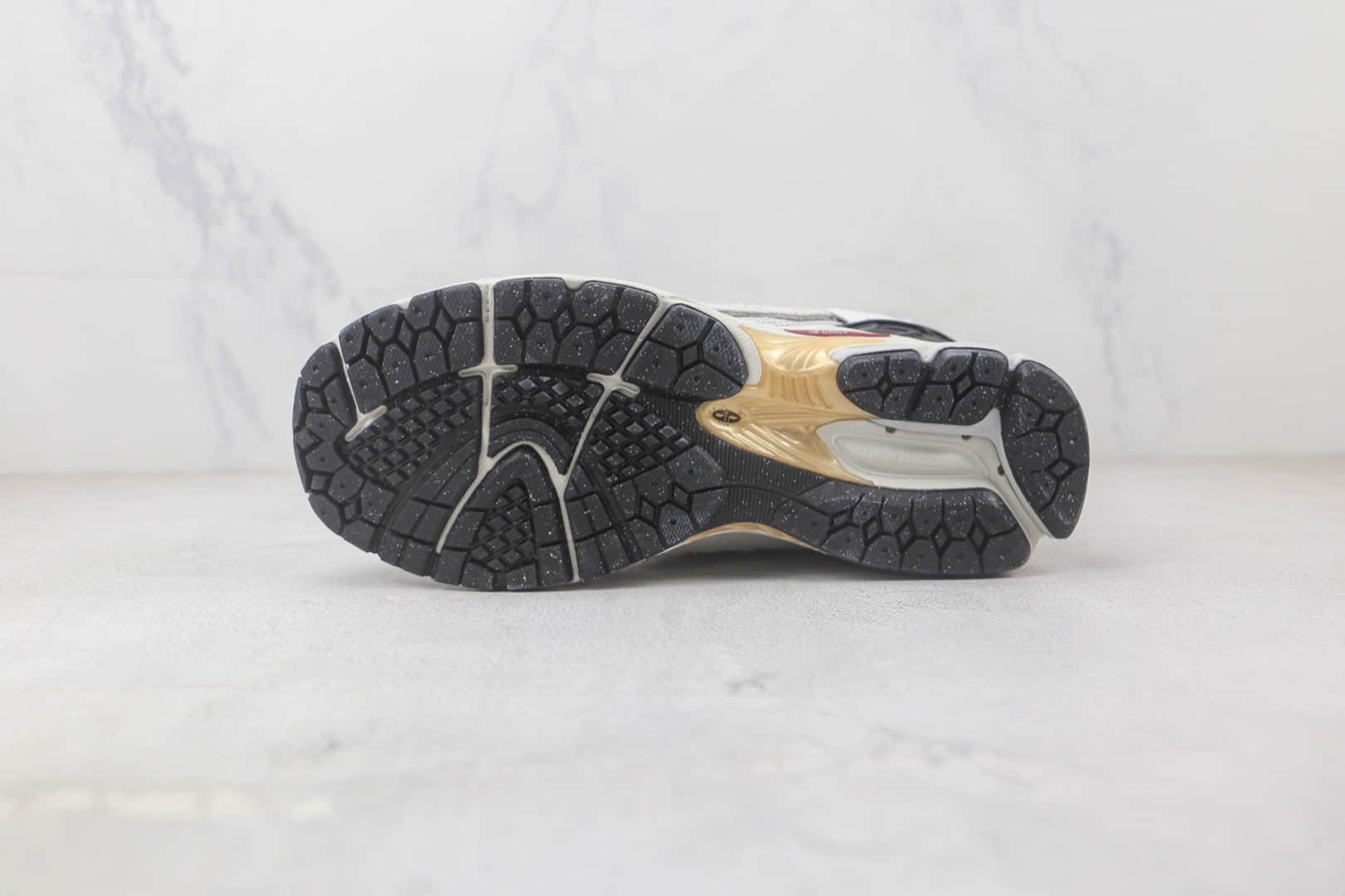 新百伦New Balance 1906纯原版本NB1906复古慢跑鞋 新百伦NB1906复古老爹鞋 货号：M1906DC