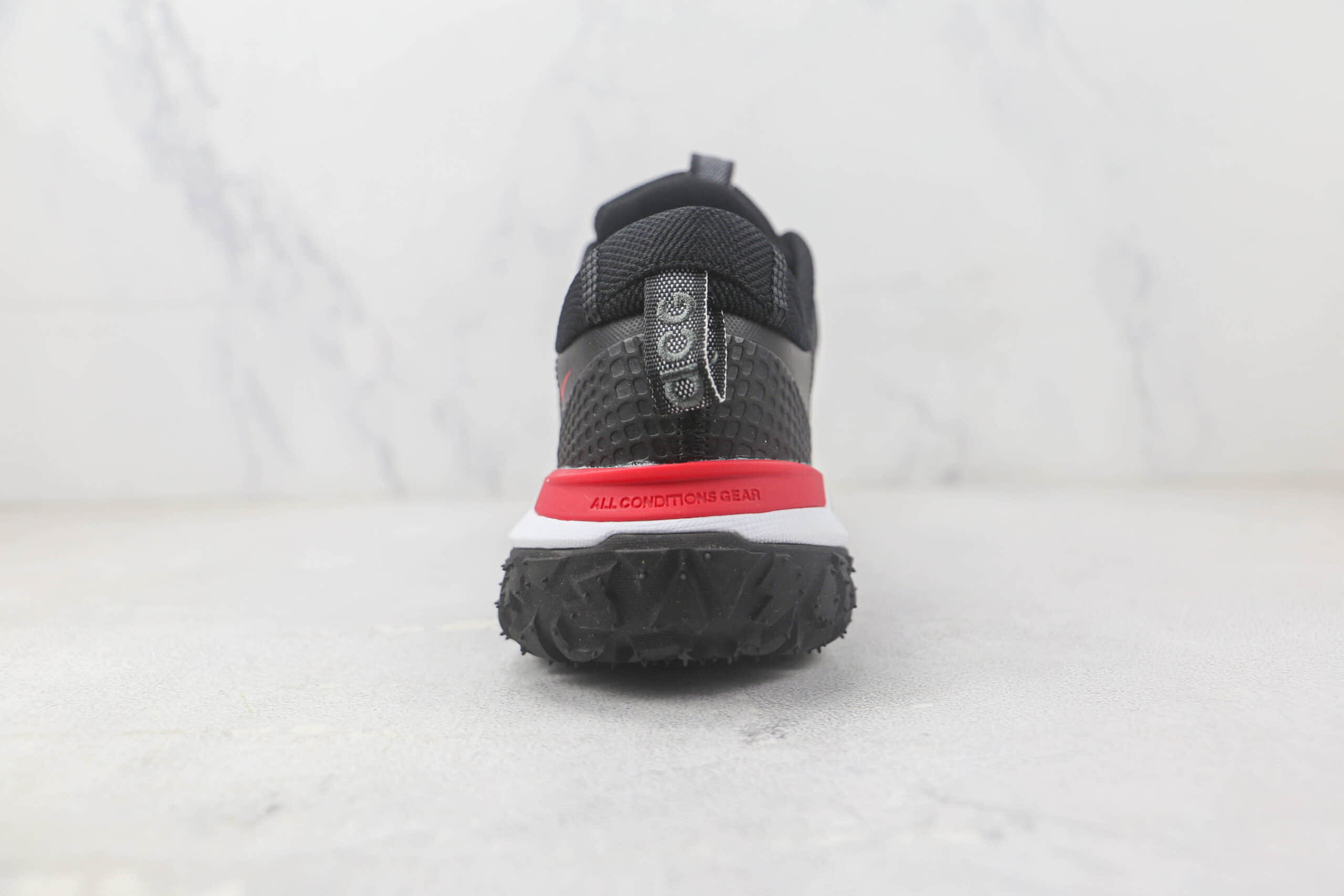 耐克Nike ACG MOUNTAIN FLY 2 Low纯原版本ACG户外登山越野系列跑鞋 耐克ACG系列户外登山鞋 货号：DV7903-104