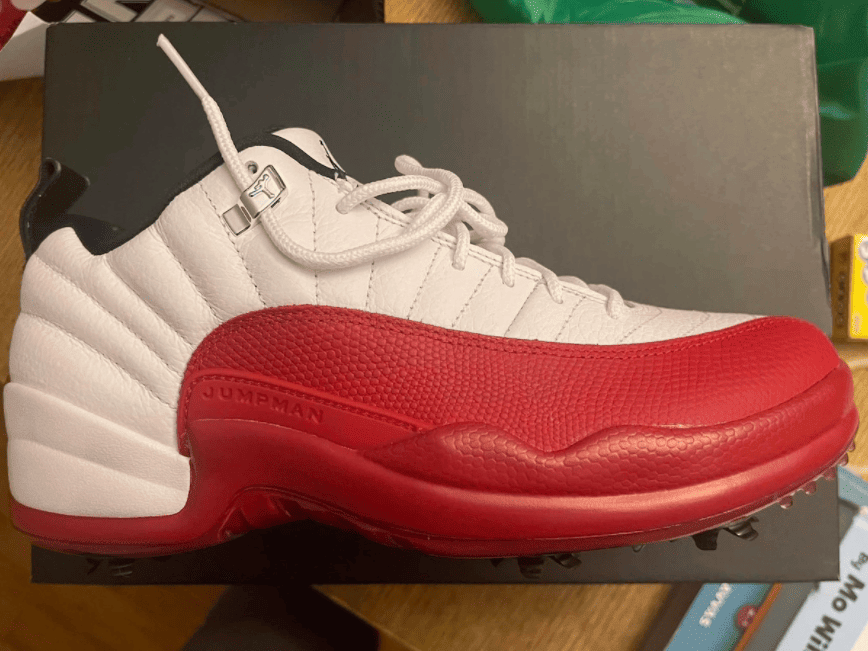 樱桃配色!全新AJ12实物曝光!