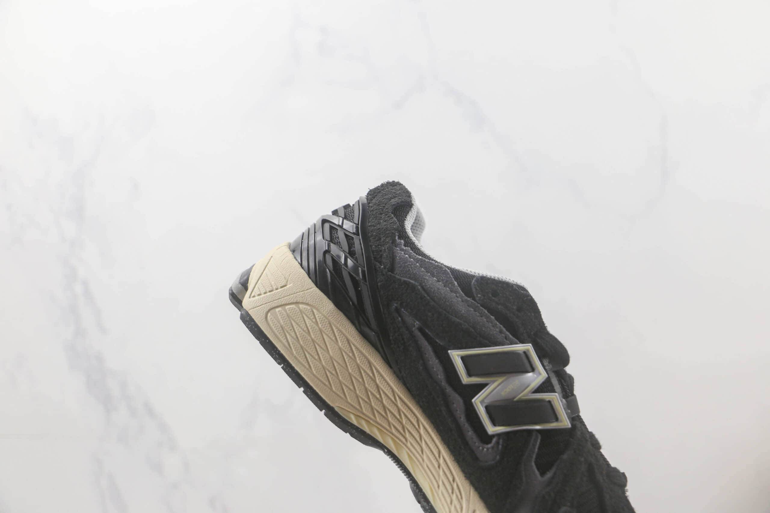 新百伦New Balance 1906纯原版本NB1906D黑色复古老爹鞋 新百伦NB1906系列老爹鞋 货号：M1906DD