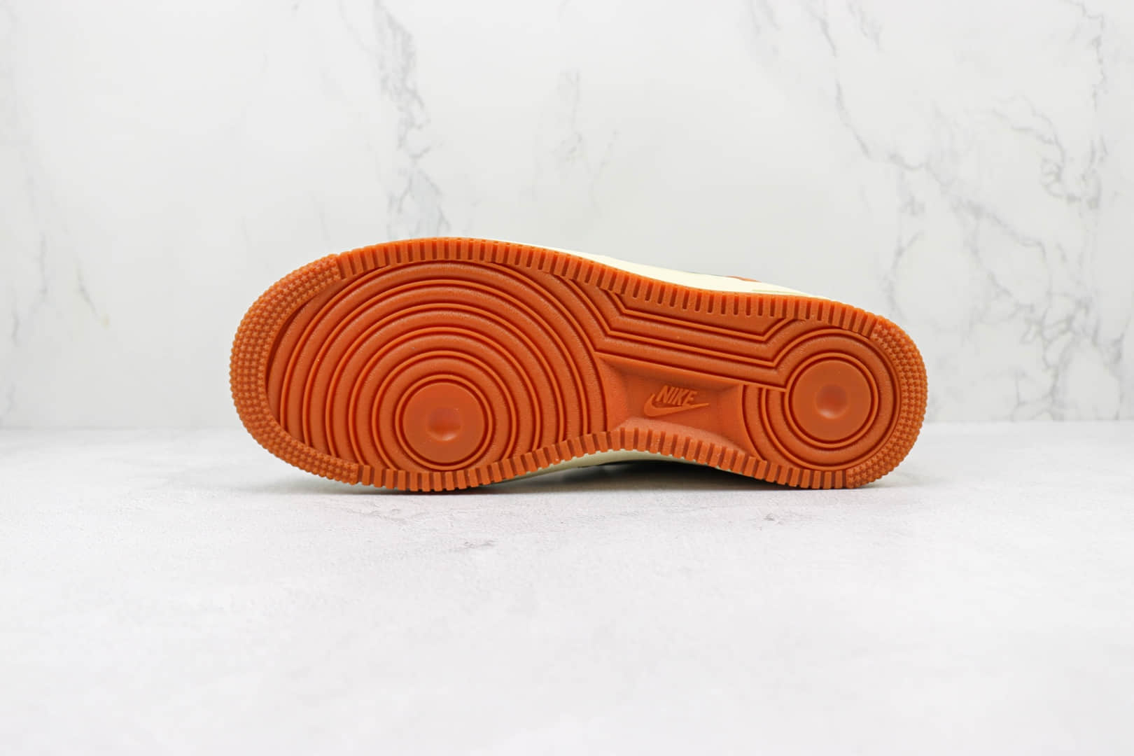 耐克NIke Air Force 1 '07 Low纯原版本低帮空军一号青雾棕配色板鞋 耐克空军一号校园板鞋 货号：BS9055-811