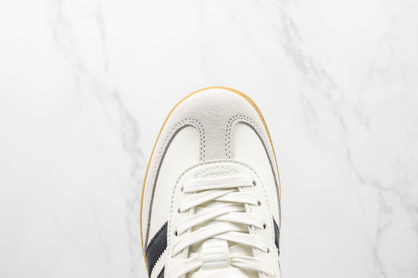 阿迪达斯Adidas Humanrace Samba x Pharrell联名款纯原版本三叶草长舌版白黑色休闲板鞋 莆田阿迪达斯板鞋 货号：HP3383