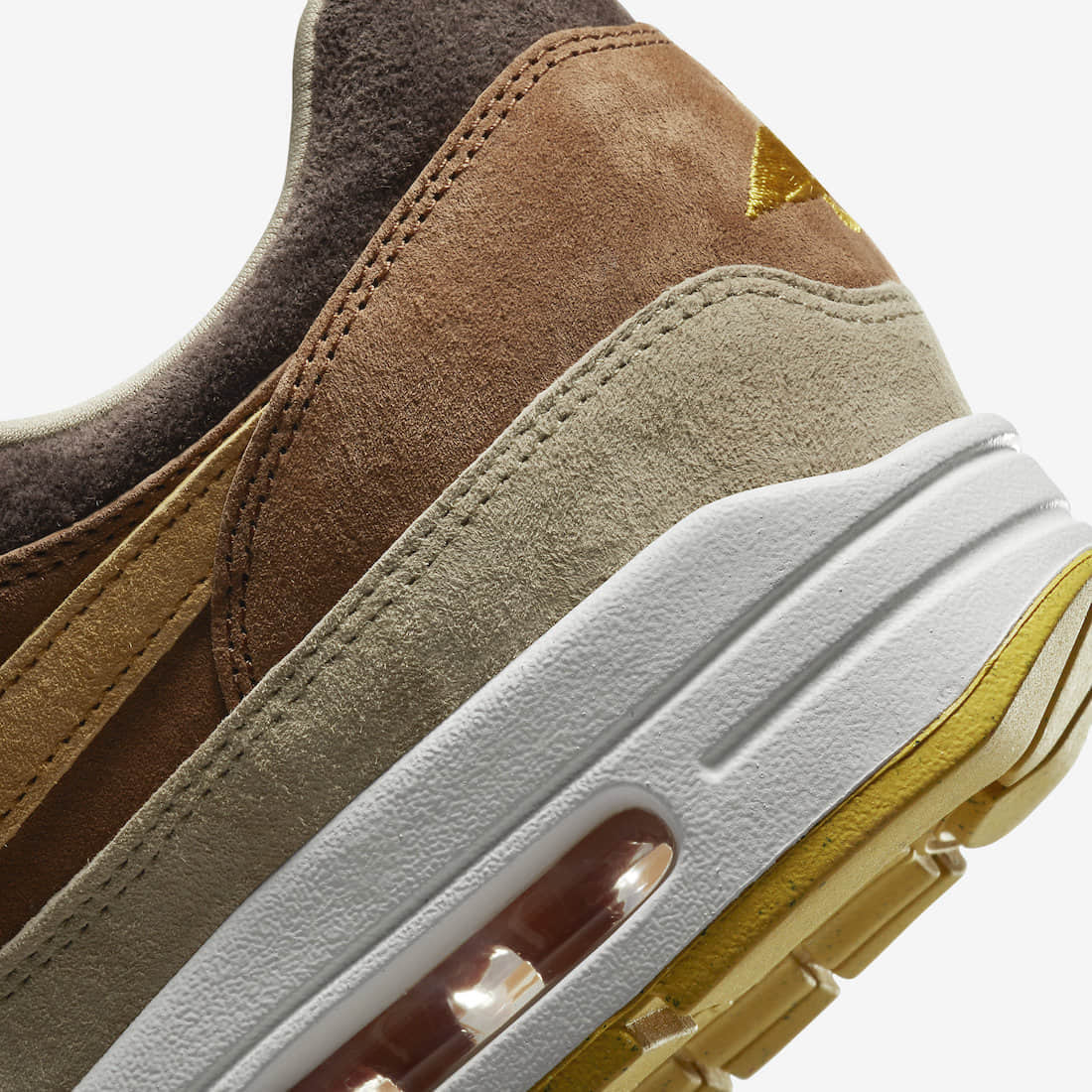 “丑小鸭”再现！这两双Air Max 1你选哪双？