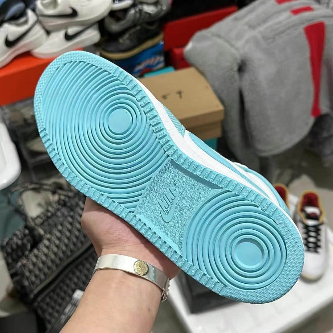 清新蒂芙尼蓝！这双AJ1 KO颜值超高！ 货号：DO5047-411