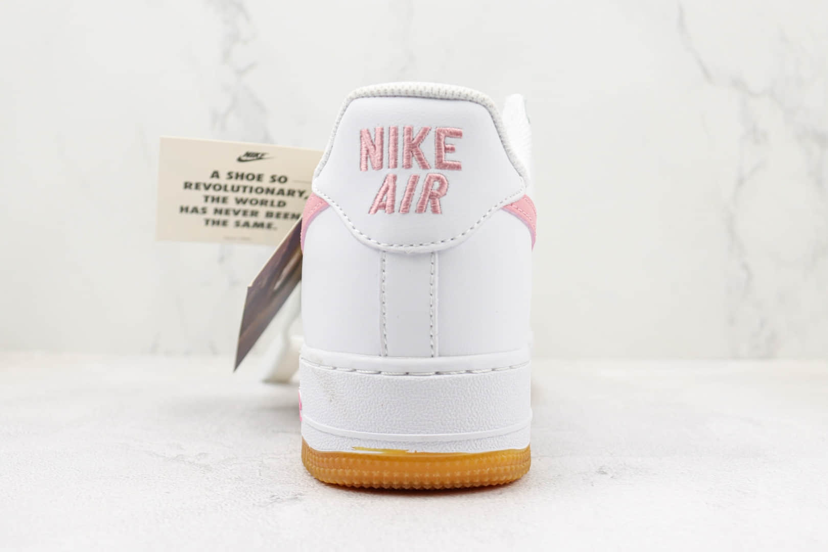 耐克Nike Air Force 1 '07 Low纯原版本低帮空军一号白粉色生胶底配色板鞋 耐克AF1系列板鞋 货号：DM0576-101