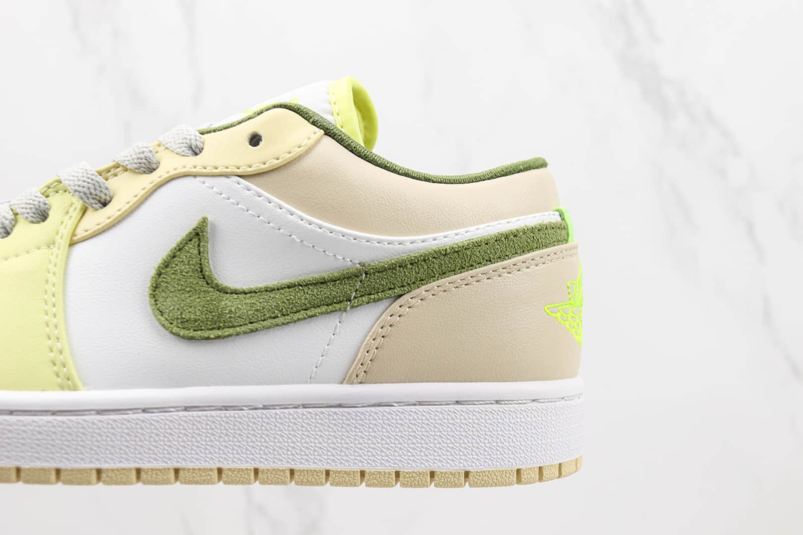 乔丹Air Jordan 1 Low纯原版本低帮AJ1白绿脚趾兔年限定配色板鞋 莆田天花板AJ1系列板鞋 货号:FD9906-131