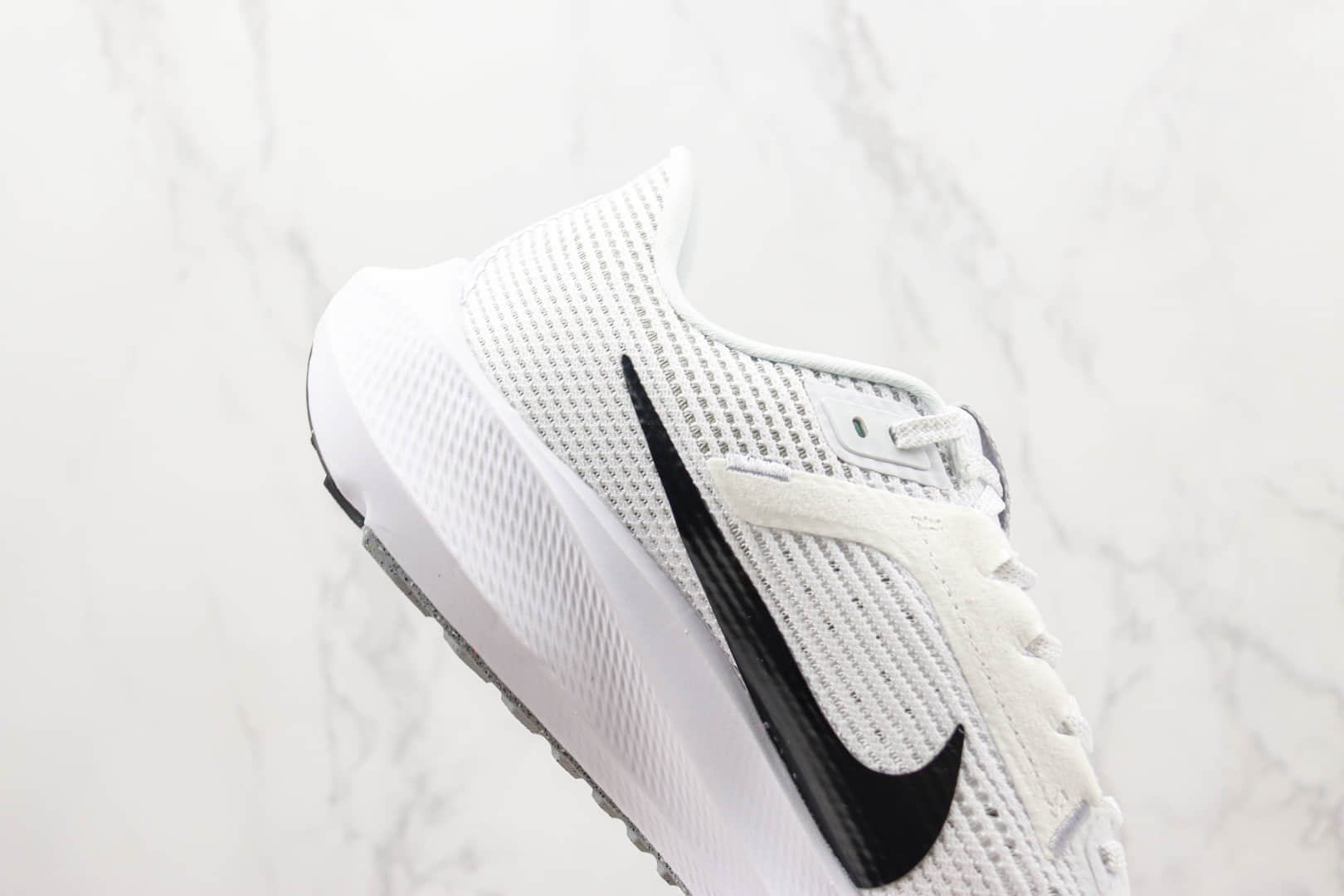 耐克Nike Air Zoom Pegasus 40纯原版本登月40代白色跑鞋 耐克ZOOM系列慢跑鞋 货号：DV3853-102