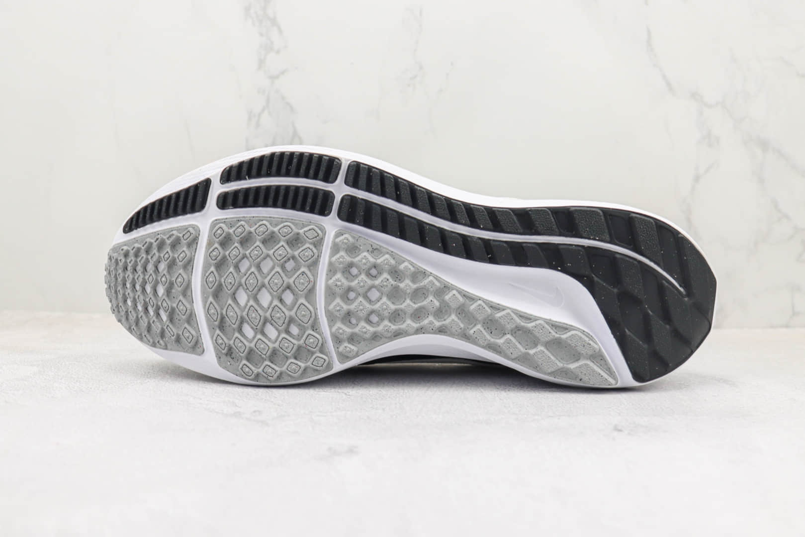 耐克Nike Air Zoom Pegasus 40纯原版本登月40代白色跑鞋 耐克ZOOM系列慢跑鞋 货号：DV3853-102