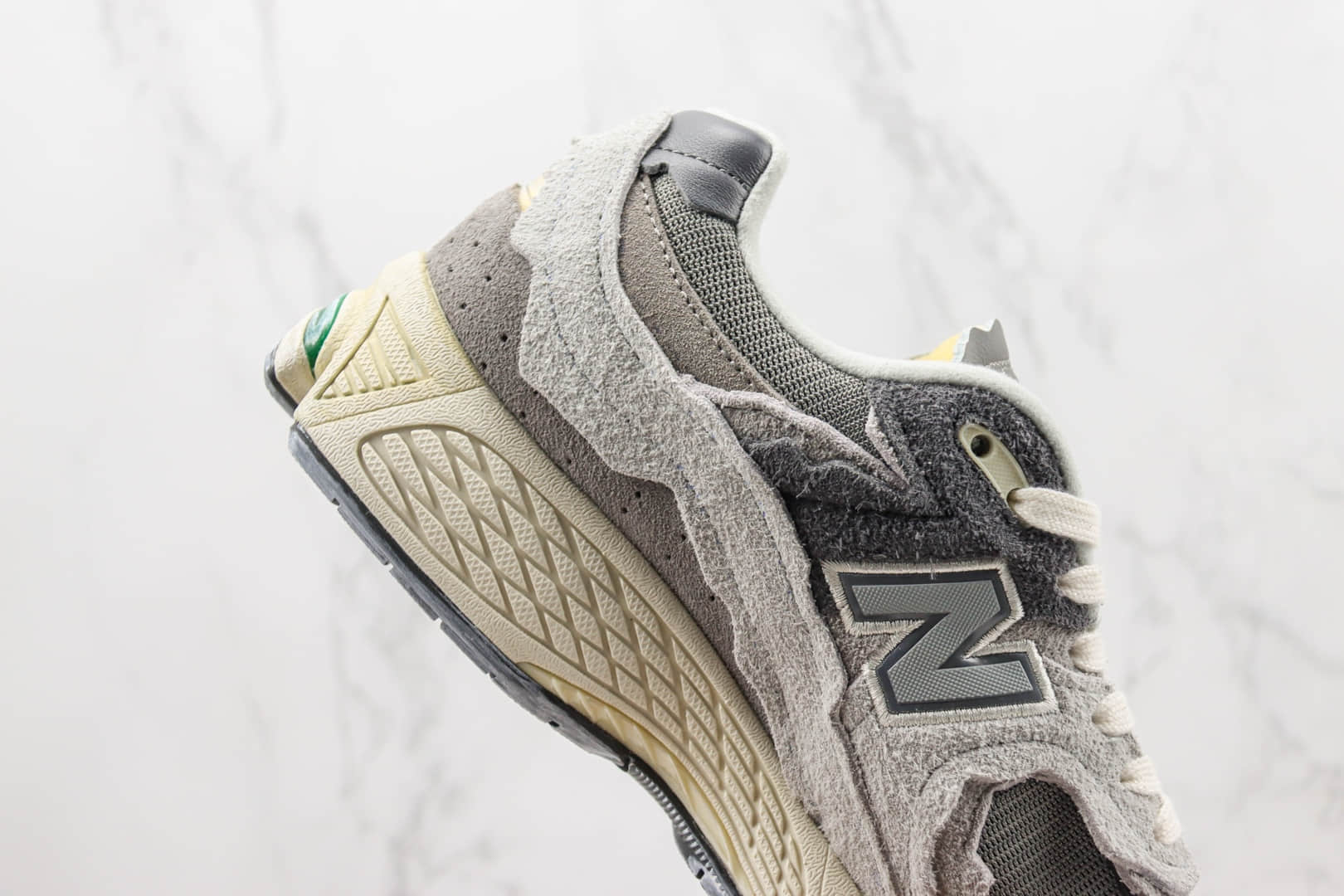 新百伦New Balance 2002R纯原版本NB2002R云雨灰复古跑鞋 莆田天花板NB系列跑鞋 货号:M2002RDA