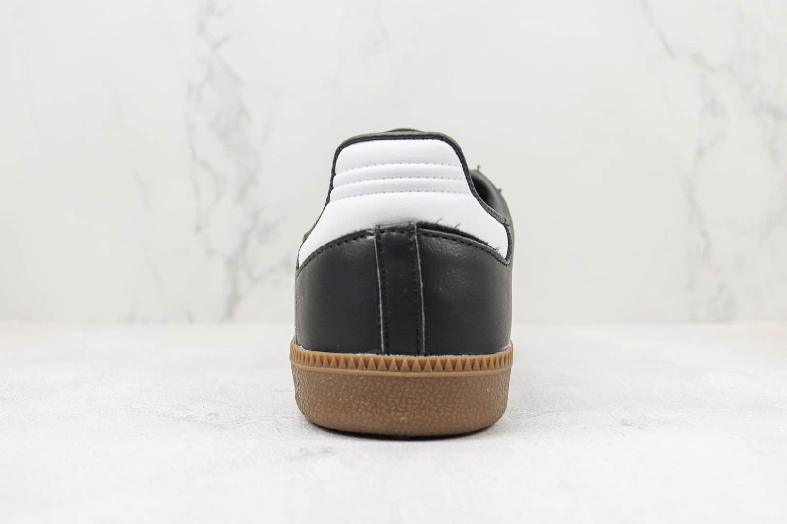 阿迪达斯adidas Samba VEGAN纯原版本桑巴纪念日系列黑白运动板鞋 莆田阿迪达斯货源 货号：B75807