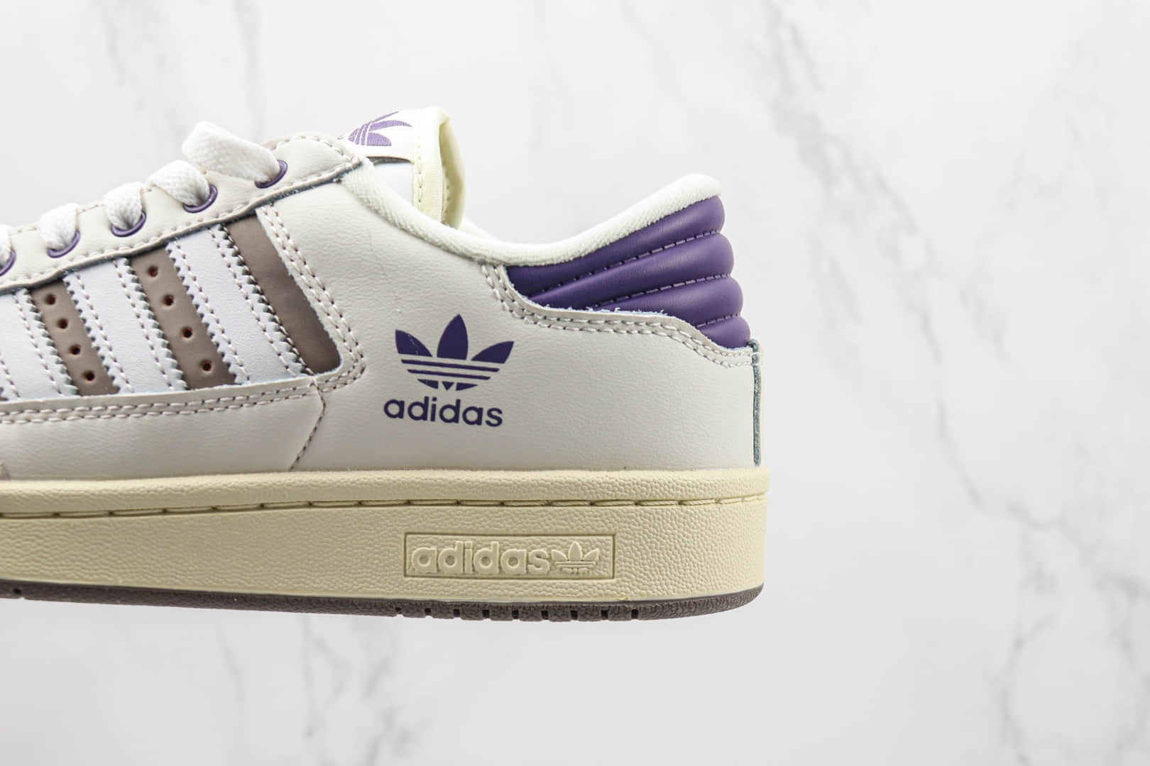 阿迪达斯adidas Centennial 85 Low纯原版本白棕紫色复古板鞋 莆田阿迪达斯货源 货号：IE2369